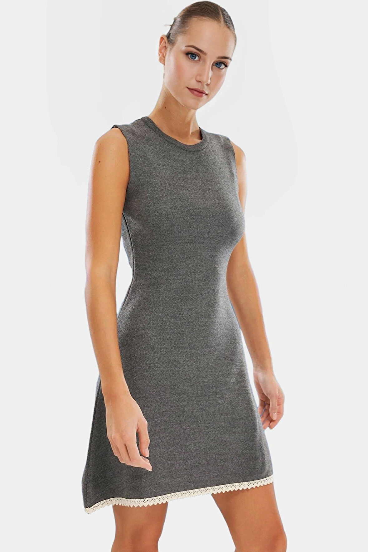 Kadın Bisiklet Yaka Triko Mini Elbise Dantelli Detay Yaz Koleksiyonu Trend Tasarım