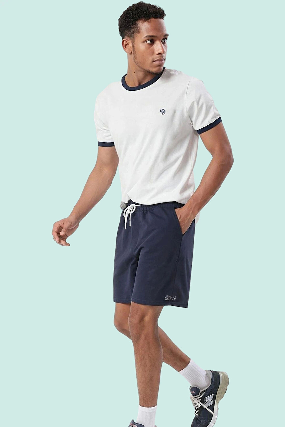 Erkek Şort Manhattan Nakışlı Straight Kesim Kısa Boy Spor Aktiviteler Yaz Aylarının Vazgeçilmezi