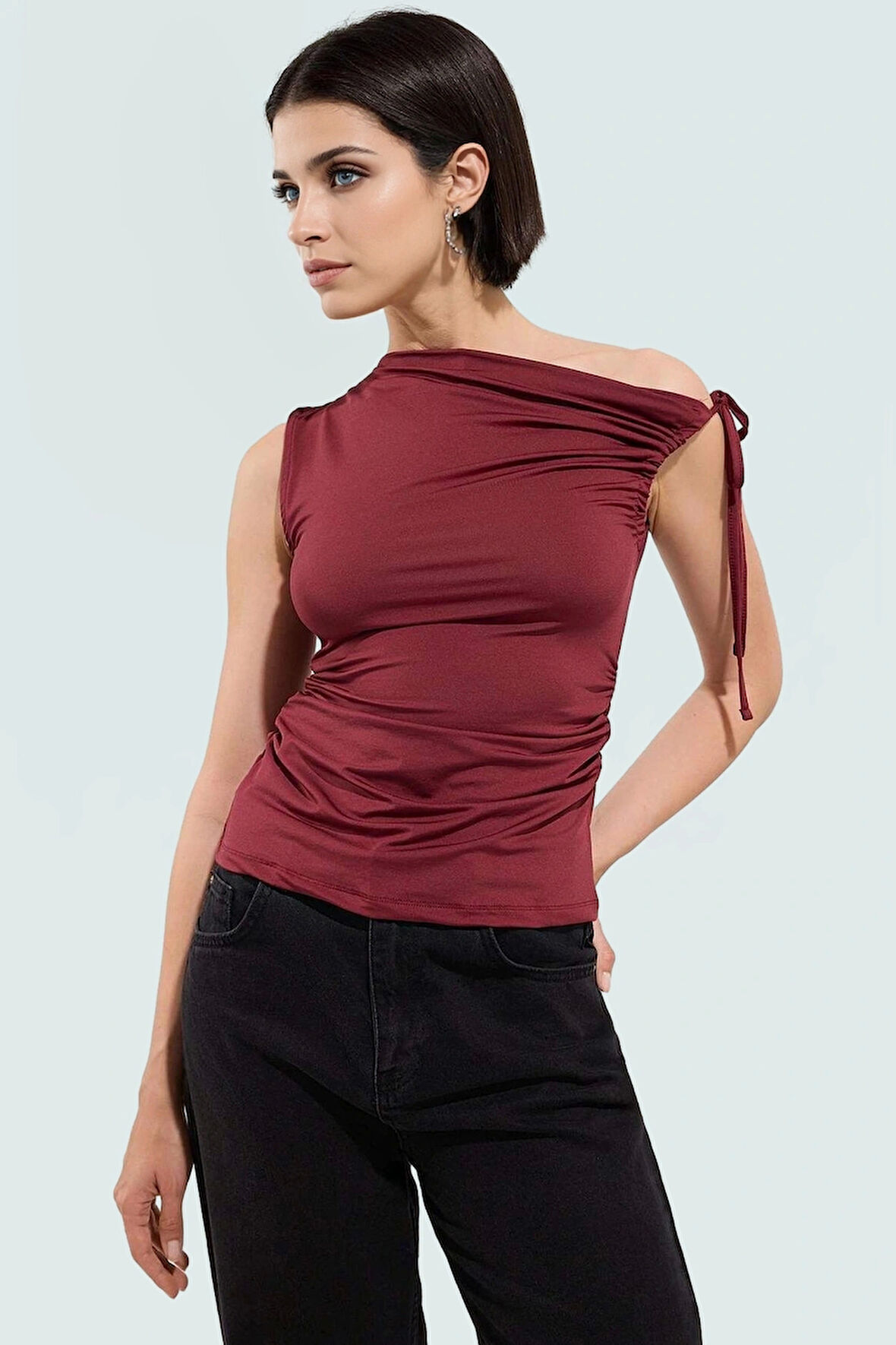 Kadın Fitted Asimetrik Yaka Yazlık Bluz Polyester Micro Dokuma Zarifane Tasarım Mükemmel Uyum