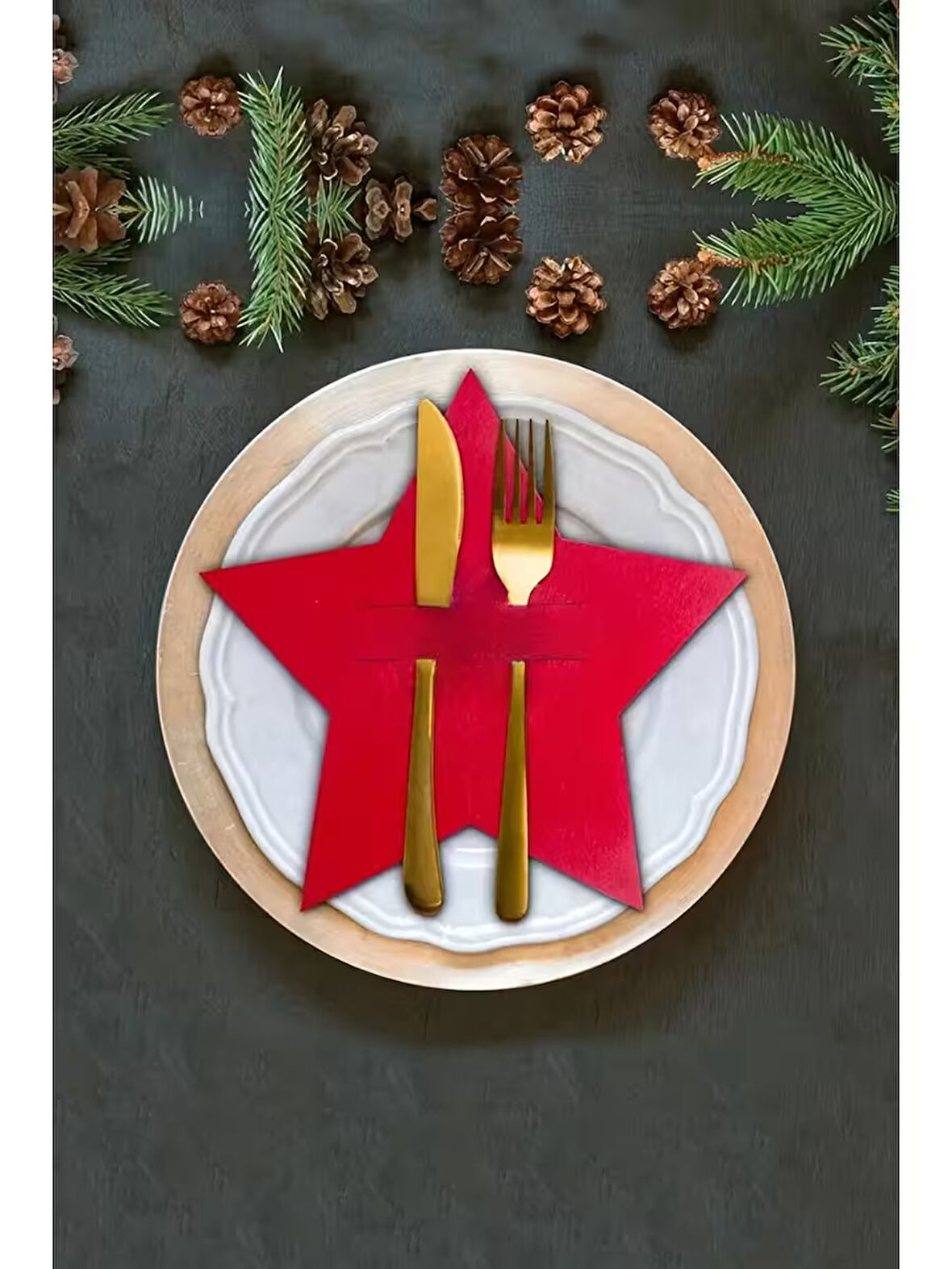 Yılbaşı Yıldızı Kırmızı Keçe Çatal Bıçak Tutucu, Yılbaşı Masası Dekoru, Şık Sofralar için.