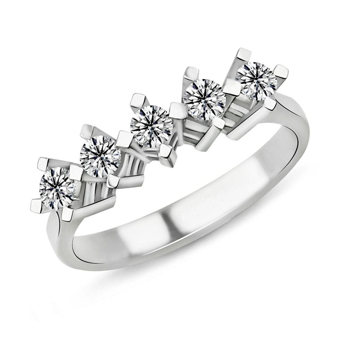 Harem Altın 0.50 Karat G Renk Beştaş Pırlanta Yüzük PB564