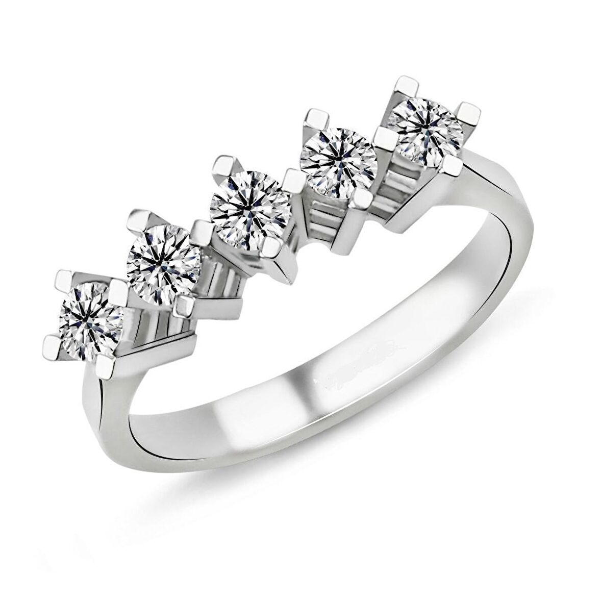 0.60 Karat D Renk Beştaş Pırlanta Yüzük PB582