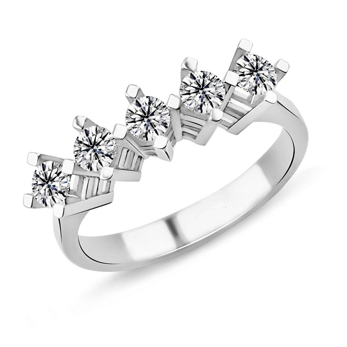 0.70 Karat G Renk Beştaş Pırlanta Yüzük PB590