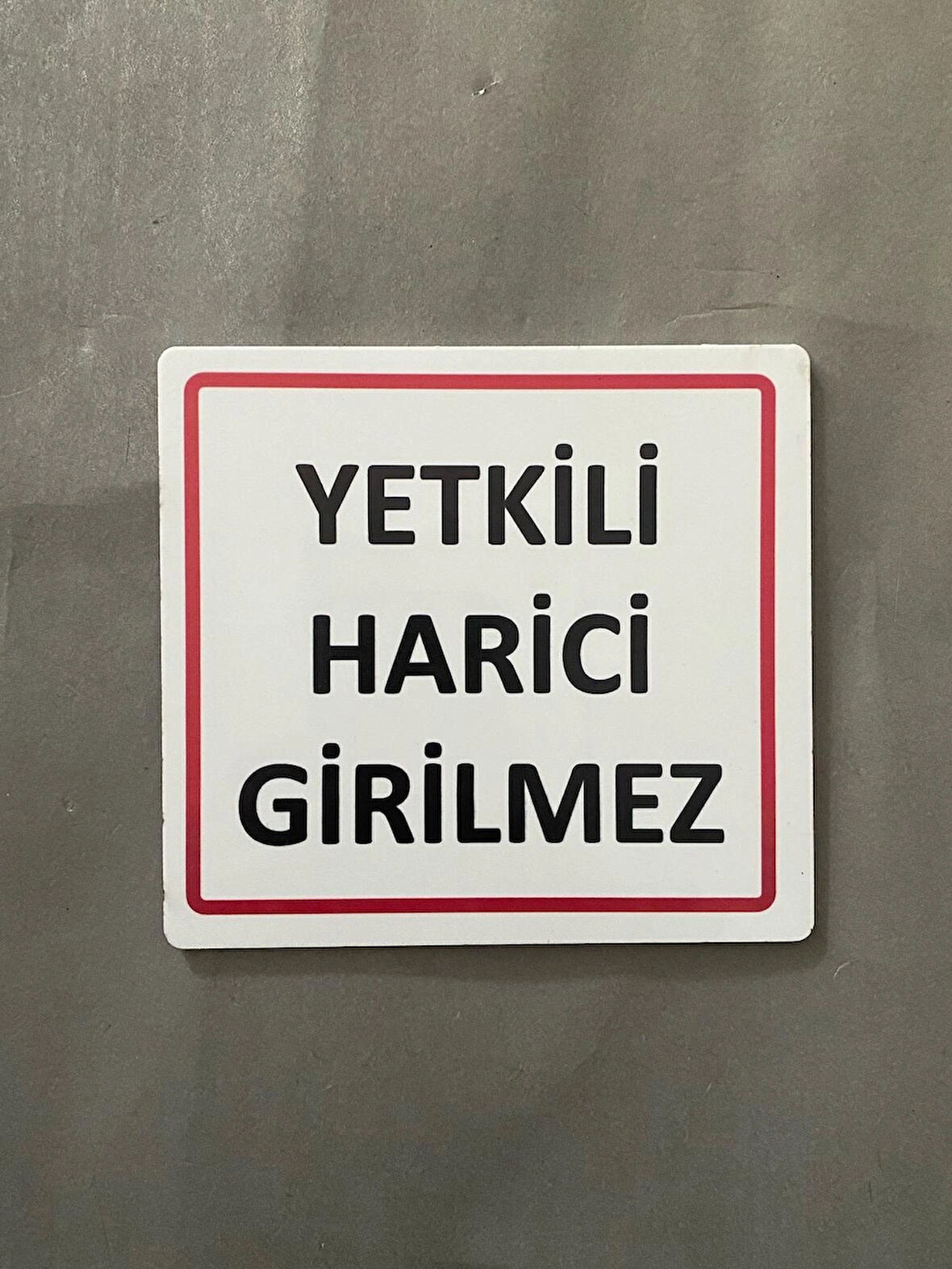 Parlak Beyaz Seri Yetkili Harici Girilmez Uyarı Levhası Ofis Kapı İsimliği