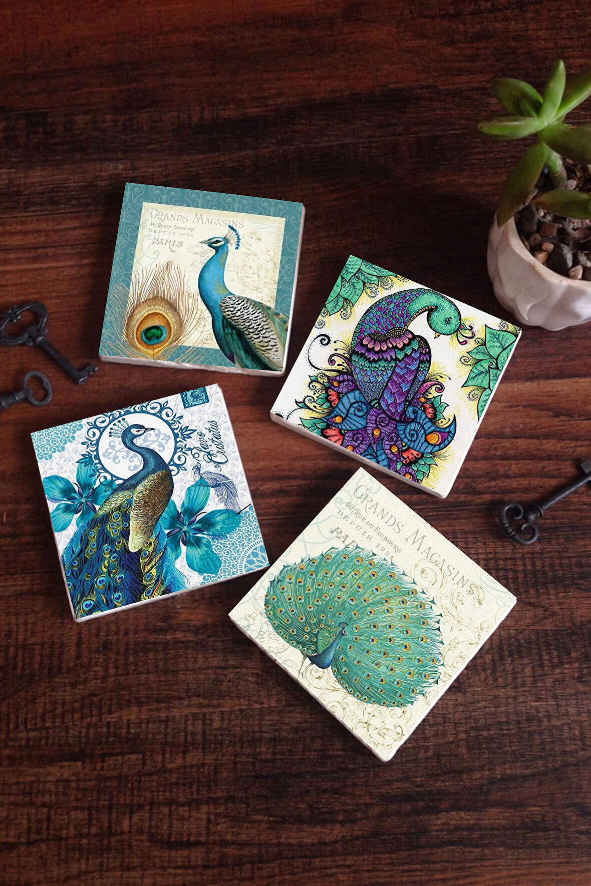 Tavus Kuşu Taş Bardak Altlığı Masaüstü Koruyucu Altlık 4 Parça Set 10x10cm Stone Coasters