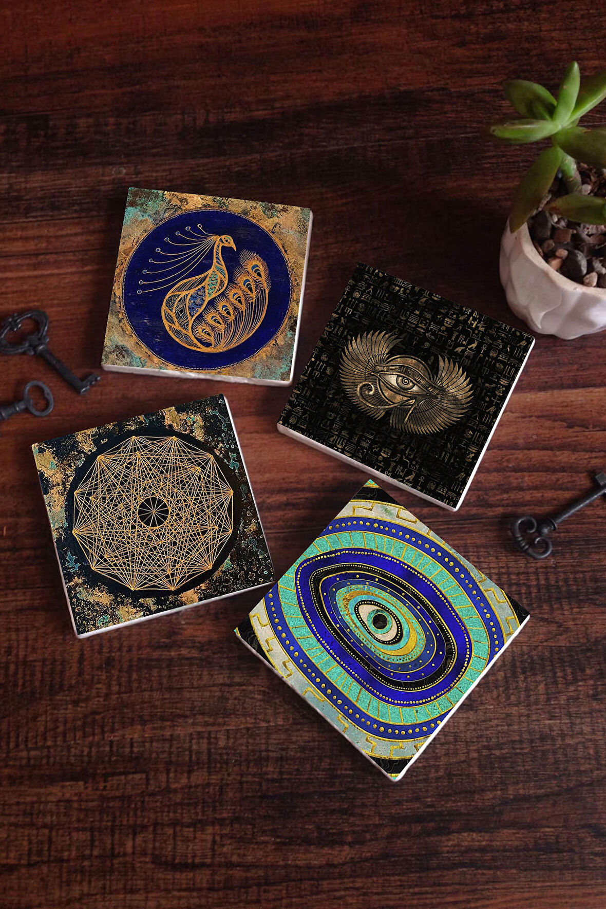 Nazar, Horus'un Gözü, Sri Yantra, Tavus Kuşu Taş Bardak Altlığı Masaüstü Koruyucu Altlık 4 Parça Set 10x10cm Stone Coasters