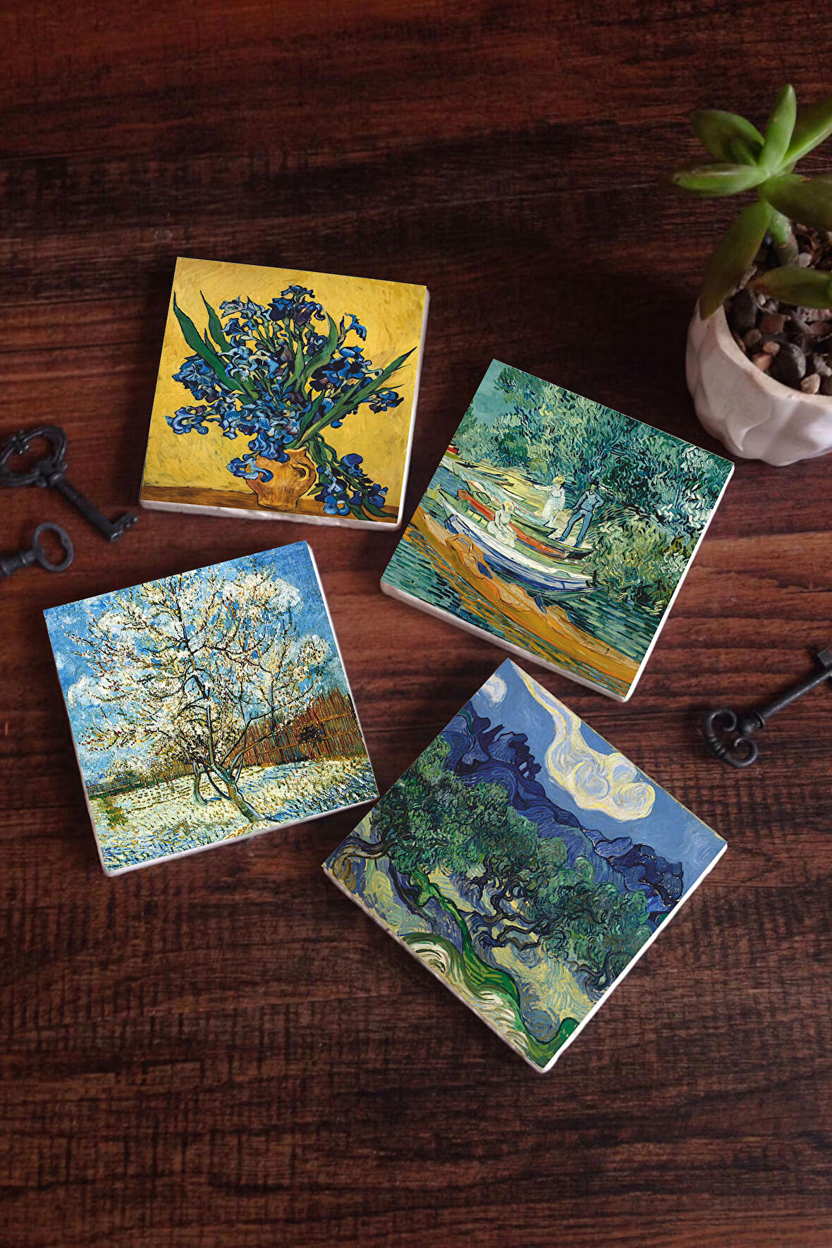 Van Gogh Zeytin Ağaçları, Şeftali Ağacı, Süsenler, Oise Bankası Taş Bardak Altlığı Masaüstü Koruyucu Altlık 4 Parça Set 10x10cm Stone Coasters