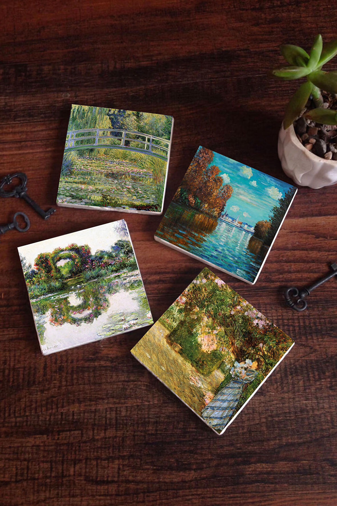 Claude Monet Sonbahar, Bahçede, Gül Çiçekli Kemer, Nilüfer Gölü Taş Bardak Altlığı Masaüstü Koruyucu Altlık 4 Parça Set 10x10cm Stone Coasters