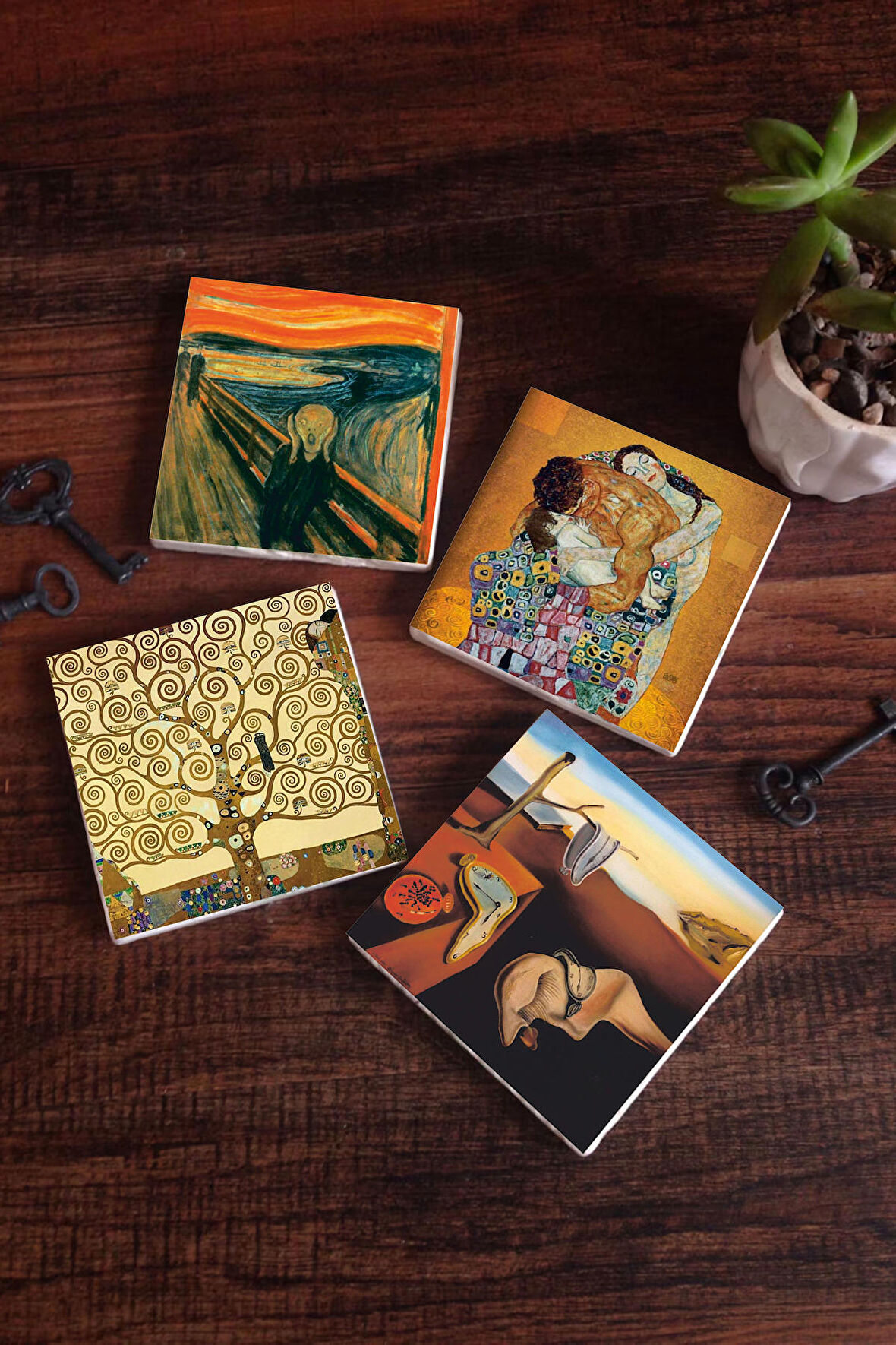 Salvador Dalí Belleğin Azmi, Çığlık, Gustav Klimt Aile Kucaklama, Hayat Ağacı Taş Bardak Altlığı Masaüstü Koruyucu Altlık 4 Parça Set 10x10cm Stone Coasters