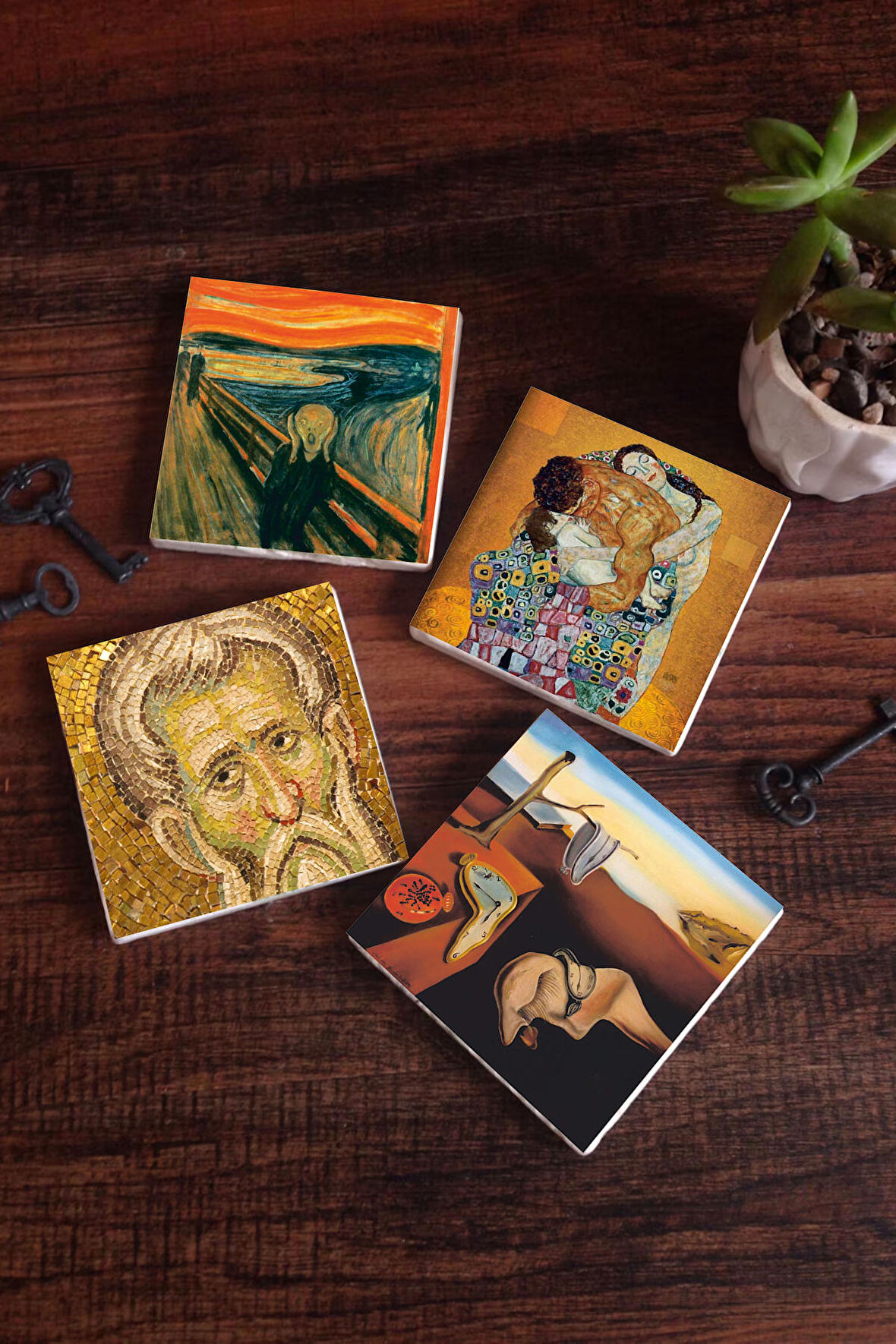 Salvador Dalí Belleğin Azmi, Çığlık, Mozaik Serisi, Gustav Klimt Aile Kucaklama Taş Bardak Altlığı Masaüstü Koruyucu Altlık 4 Parça Set 10x10cm Stone Coasters