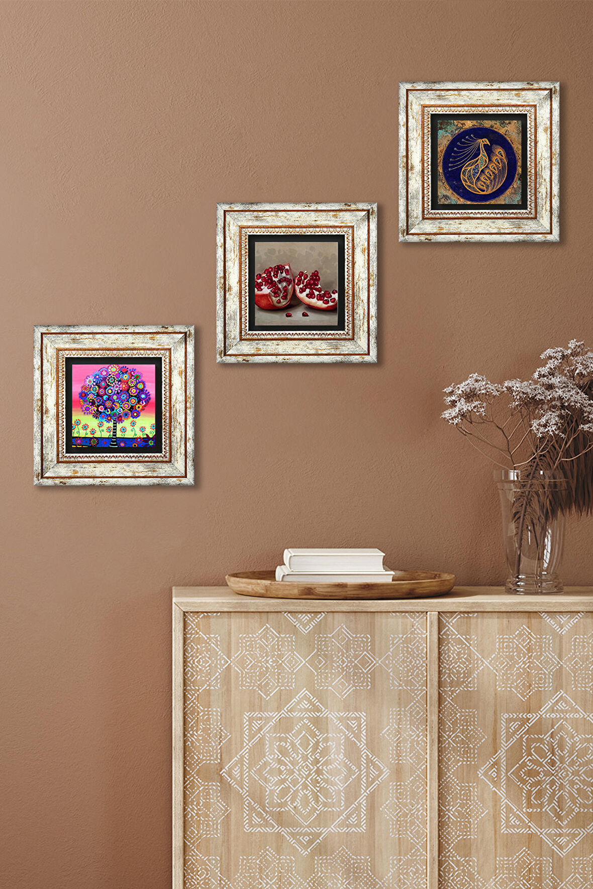 Tavus Kuşu, Hayat Ağacı, Nar Taş Duvar Tablosu Çerçeveli Duvar Dekoru 3 Parça Tablo Seti Wall Art