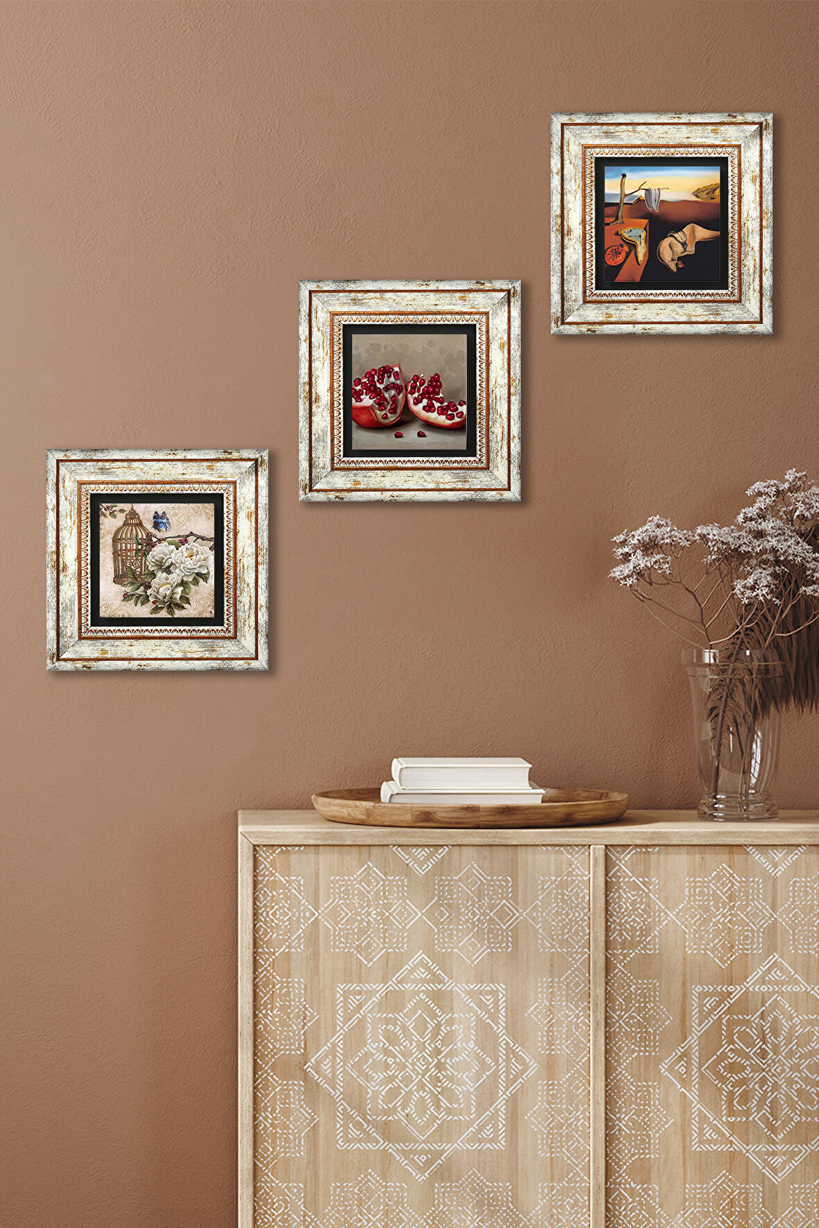 Salvador Dalí Belleğin Azmi, Kelebekli Çiçek, Nar Taş Duvar Tablosu Çerçeveli Duvar Dekoru 3 Parça Tablo Seti Wall Art