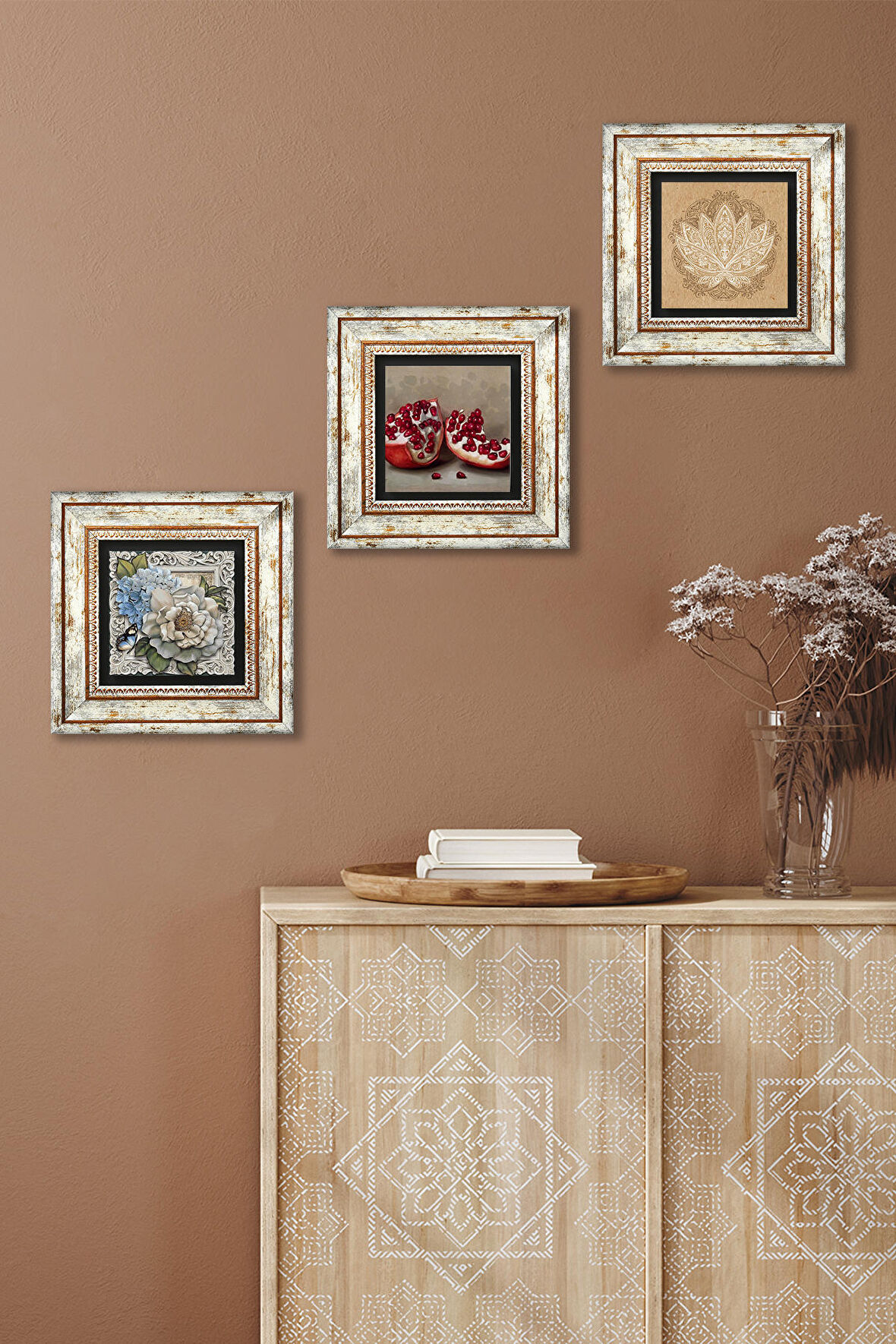 Lotus Çiçeği, Kelebekli Çiçek, Nar Taş Duvar Tablosu Çerçeveli Duvar Dekoru 3 Parça Tablo Seti Wall Art