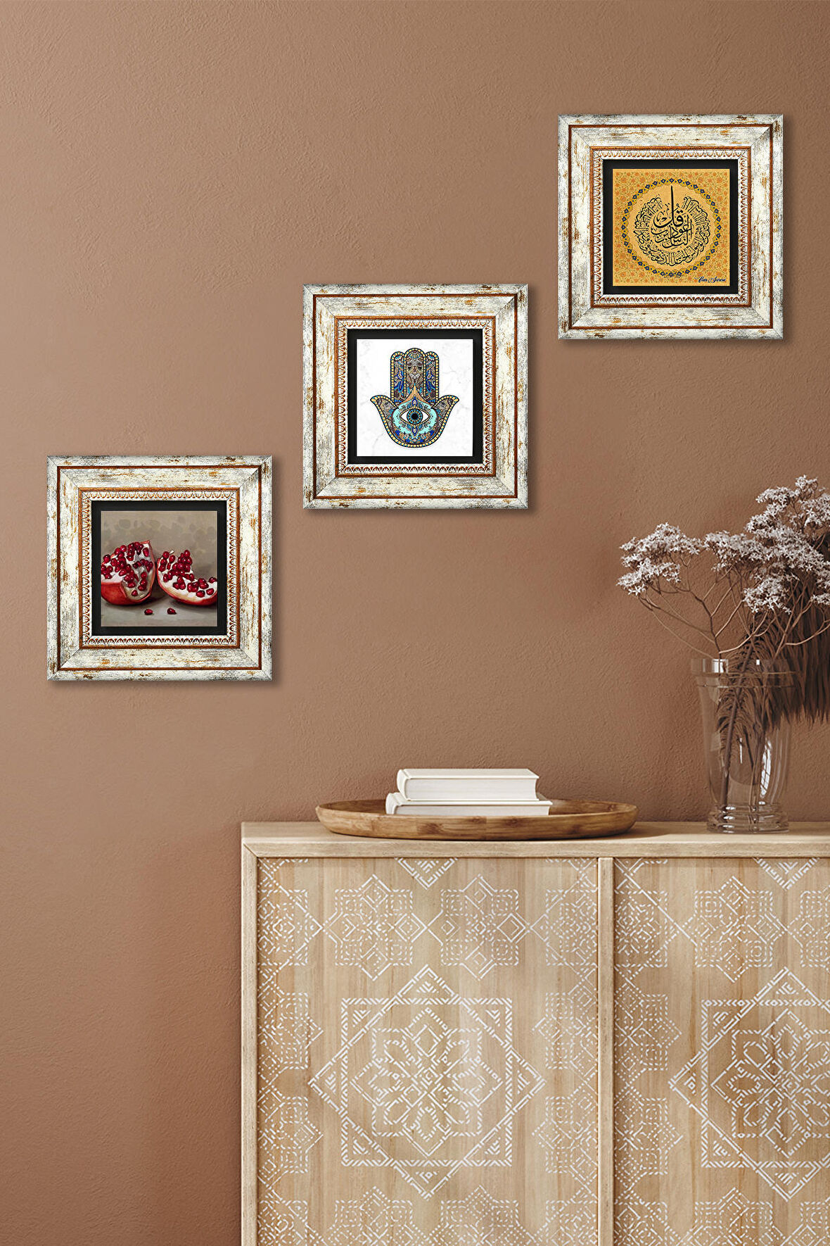 Nas Suresi, Nar, Fatma Ana Eli (Hamsa) Taş Duvar Tablosu Çerçeveli Duvar Dekoru 3 Parça Tablo Seti Wall Art