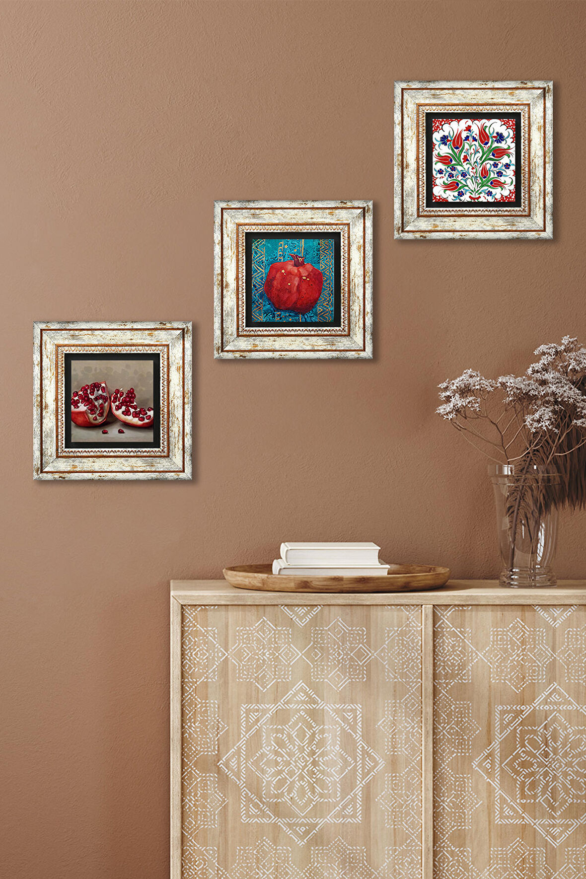 Çini Sanatı Lale, Nar Taş Duvar Tablosu Çerçeveli Duvar Dekoru 3 Parça Tablo Seti Wall Art