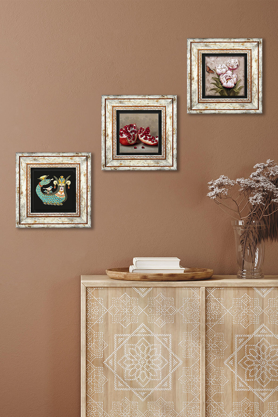 Kelebekli Çiçek, Şahmeran, Nar Taş Duvar Tablosu Çerçeveli Duvar Dekoru 3 Parça Tablo Seti Wall Art