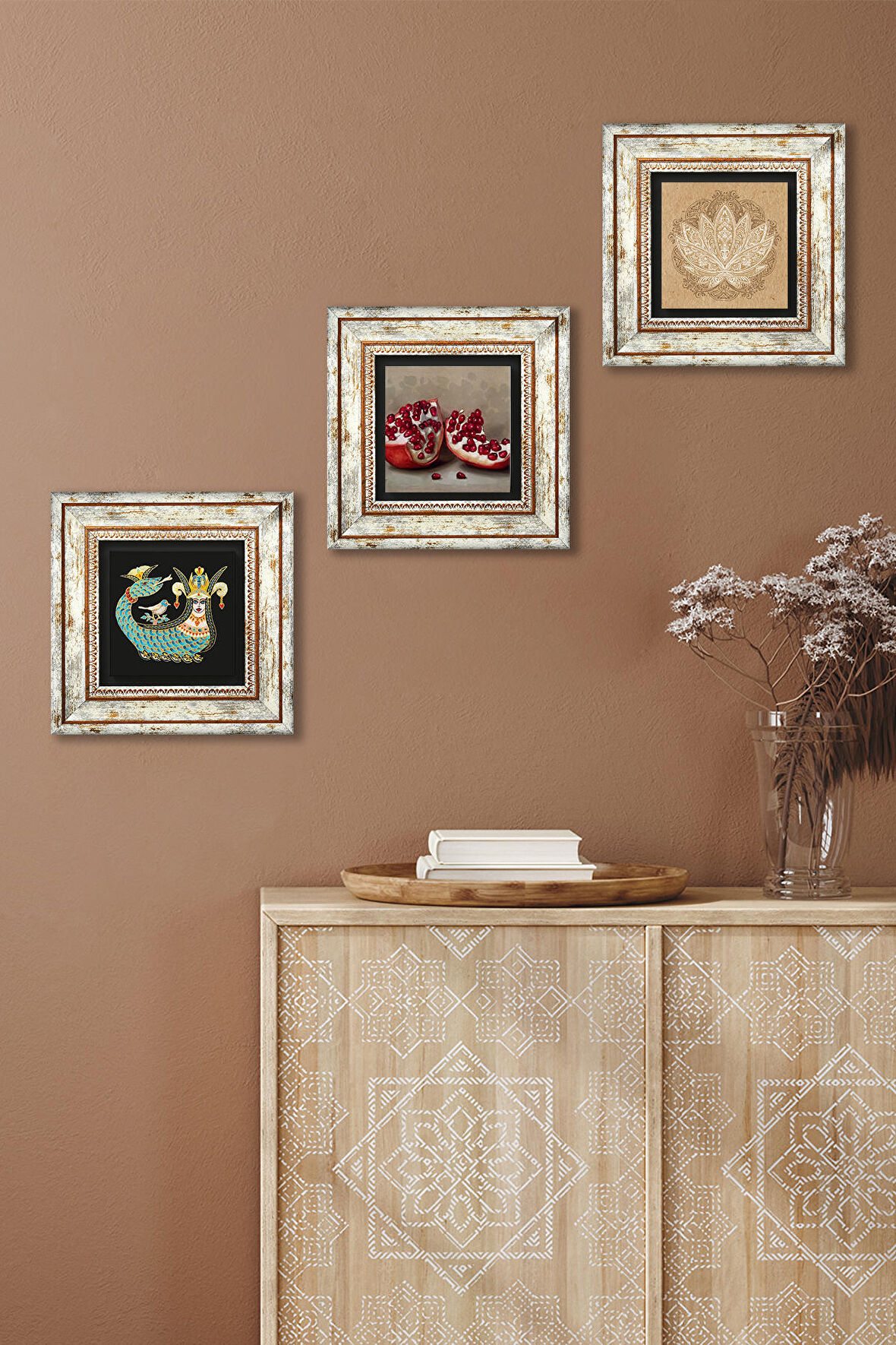 Lotus Çiçeği, Şahmeran, Nar Taş Duvar Tablosu Çerçeveli Duvar Dekoru 3 Parça Tablo Seti Wall Art