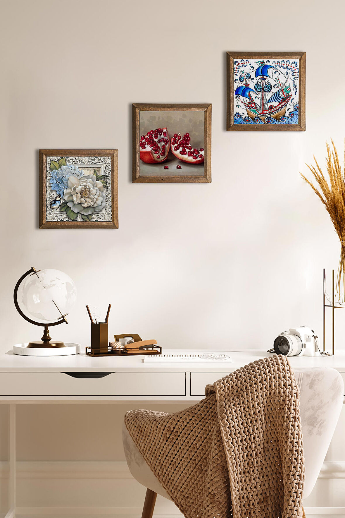 Çini Sanatı Yelkenli Gemi, Kelebekli Çiçek, Nar Taş Duvar Tablosu Ahşap Çerçeveli Duvar Dekoru 3 Parça Tablo Seti Wall Art