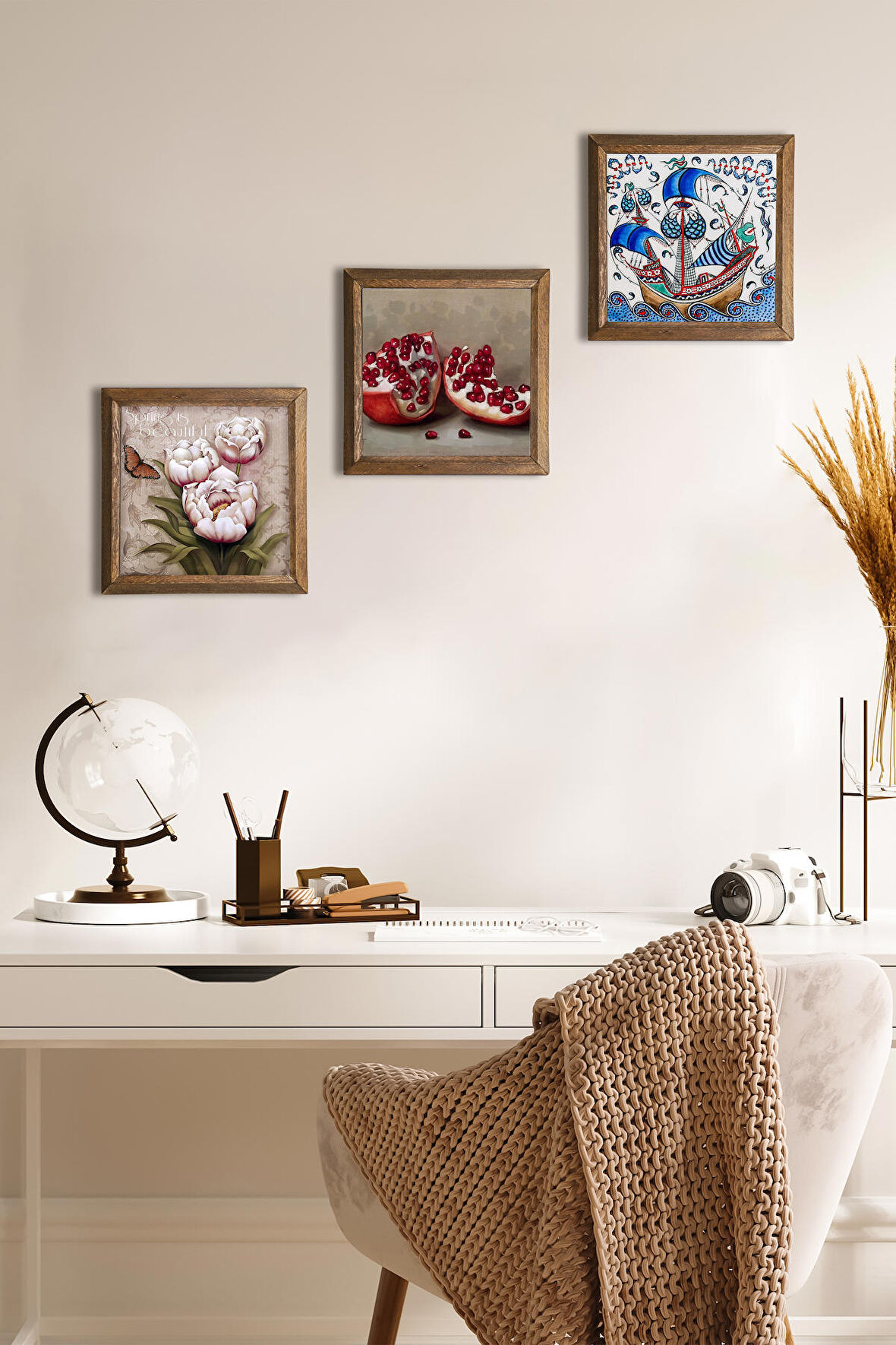 Çini Sanatı Yelkenli Gemi, Kelebekli Çiçek, Nar Taş Duvar Tablosu Ahşap Çerçeveli Duvar Dekoru 3 Parça Tablo Seti Wall Art