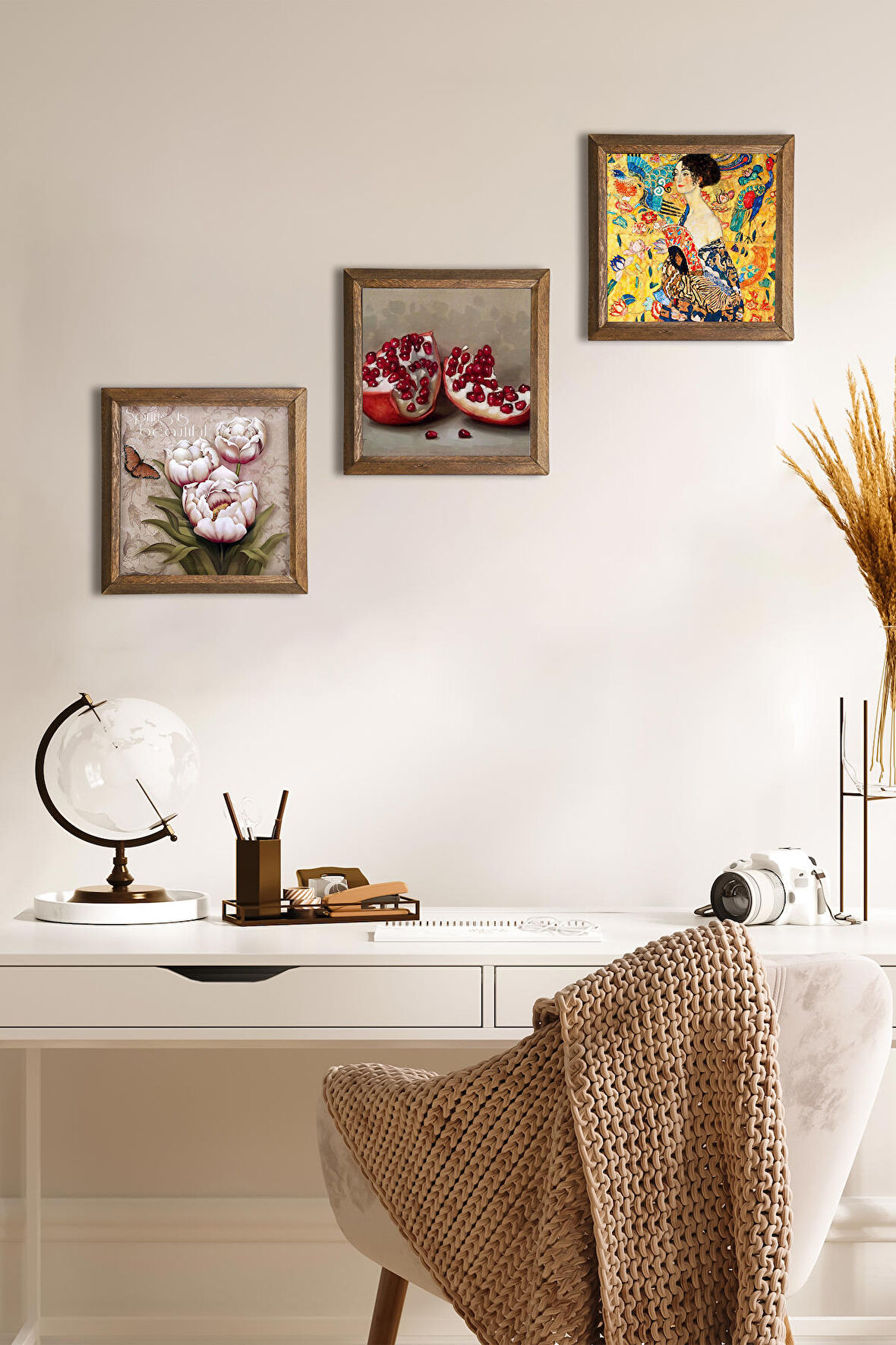 Gustav Klimt Yelpazeli Kadın, Kelebekli Çiçek, Nar Taş Duvar Tablosu Ahşap Çerçeveli Duvar Dekoru 3 Parça Tablo Seti Wall Art