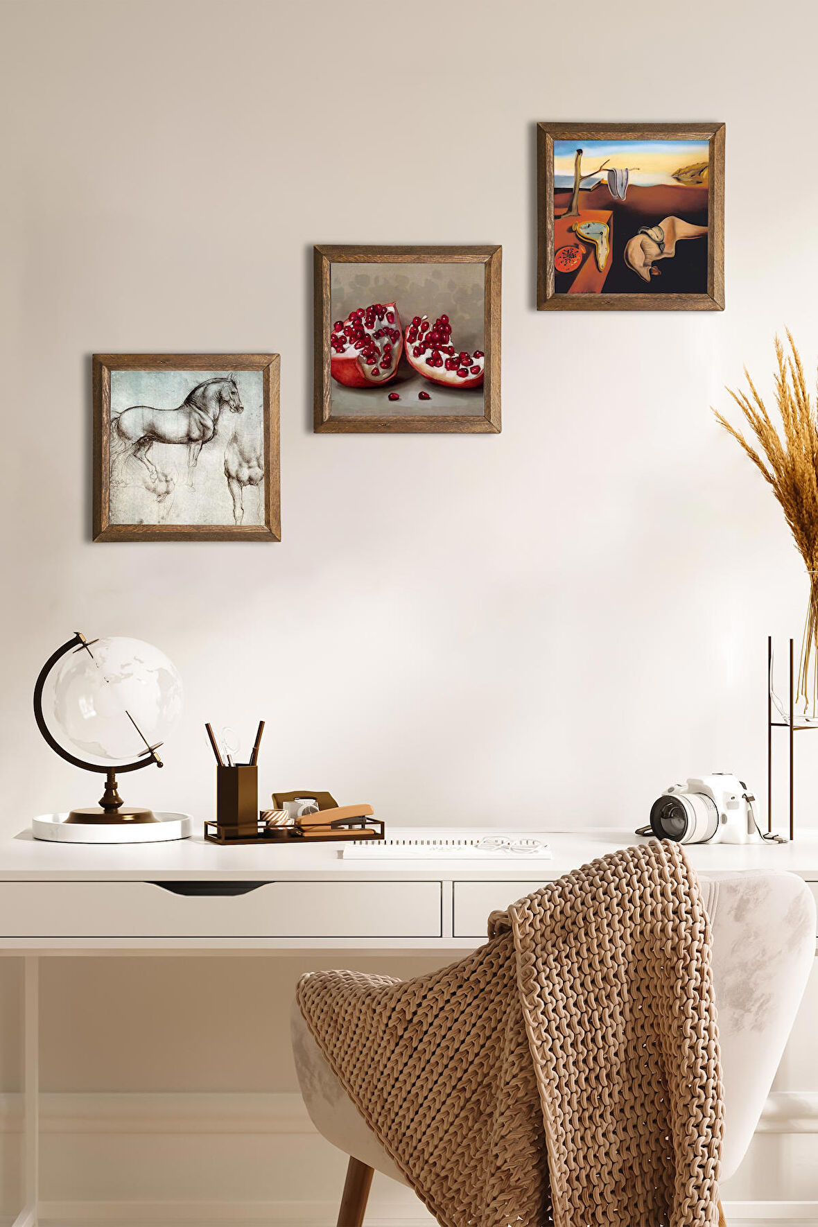 Salvador Dalí Belleğin Azmi, Da Vinci At Heykeli, Nar Taş Duvar Tablosu Ahşap Çerçeveli Duvar Dekoru 3 Parça Tablo Seti Wall Art