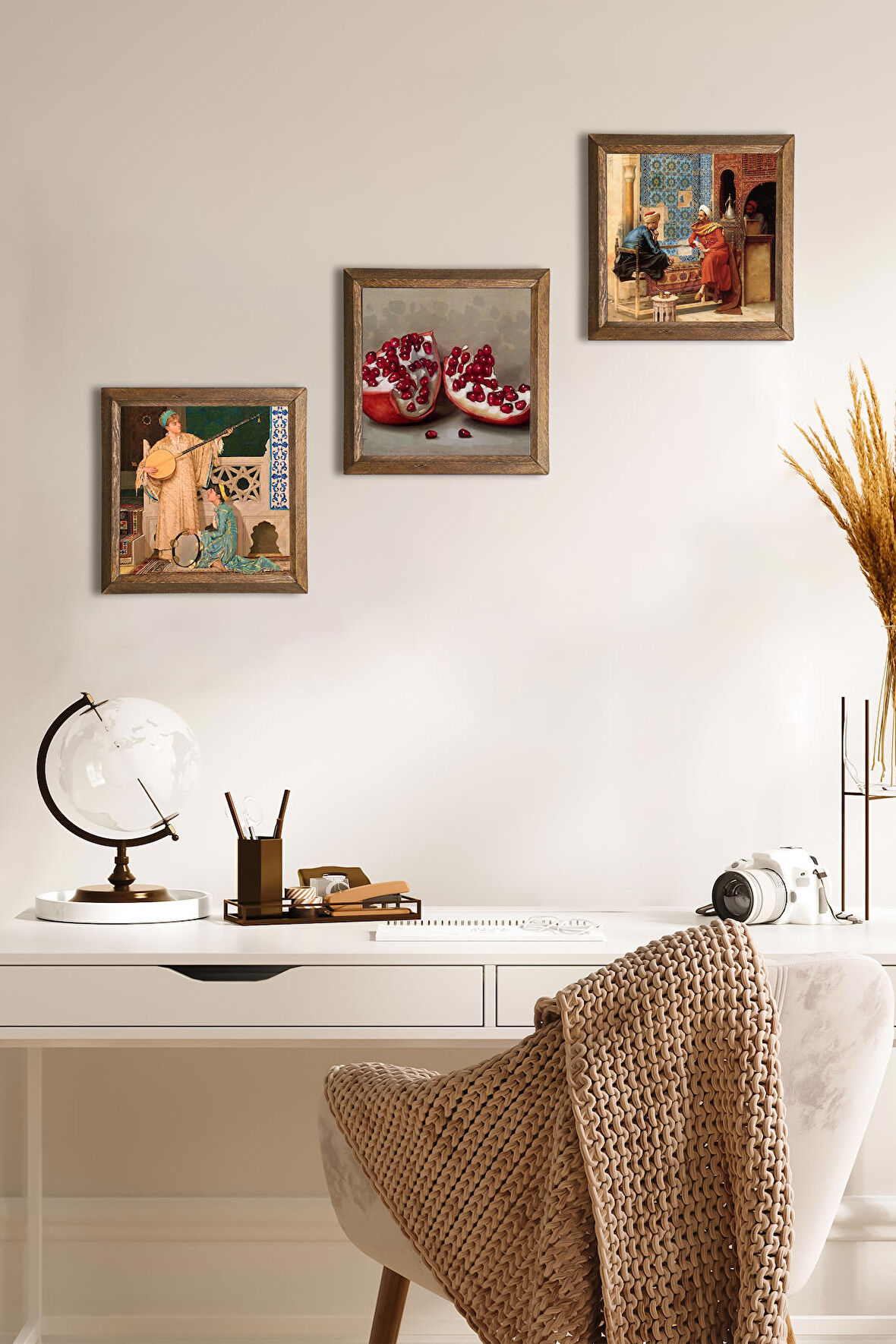 Satranç Oyunu, İki Müzisyen Kız Tablosu, Nar Taş Duvar Tablosu Ahşap Çerçeveli Duvar Dekoru 3 Parça Tablo Seti Wall Art