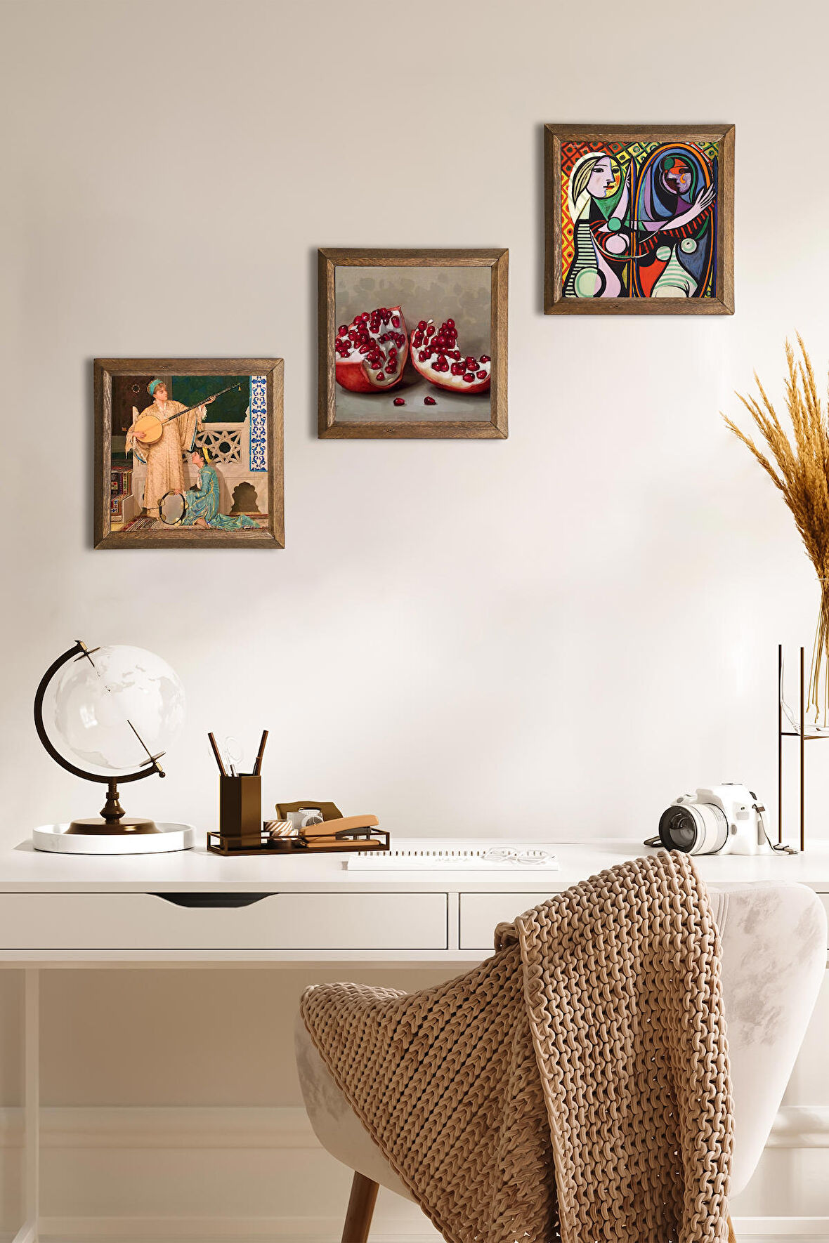 Picasso Ayna Karşısındaki Kız, İki Müzisyen Kız, Nar Taş Duvar Tablosu Ahşap Çerçeveli Duvar Dekoru 3 Parça Tablo Seti Wall Art