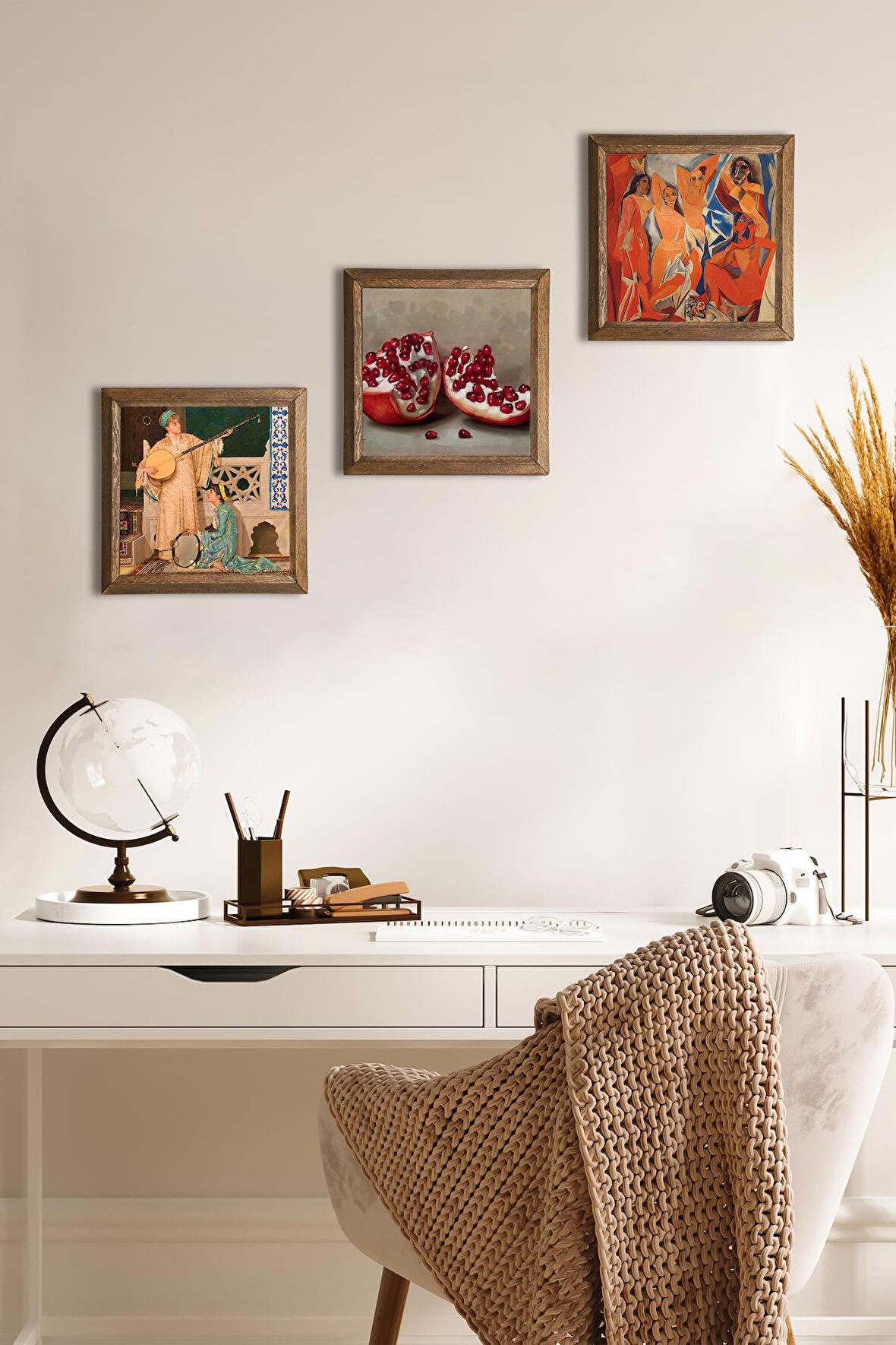Picasso Avignonlu Kızlar, İki Müzisyen Kız Tablosu, Nar Taş Duvar Tablosu Ahşap Çerçeveli Duvar Dekoru 3 Parça Tablo Seti Wall Art