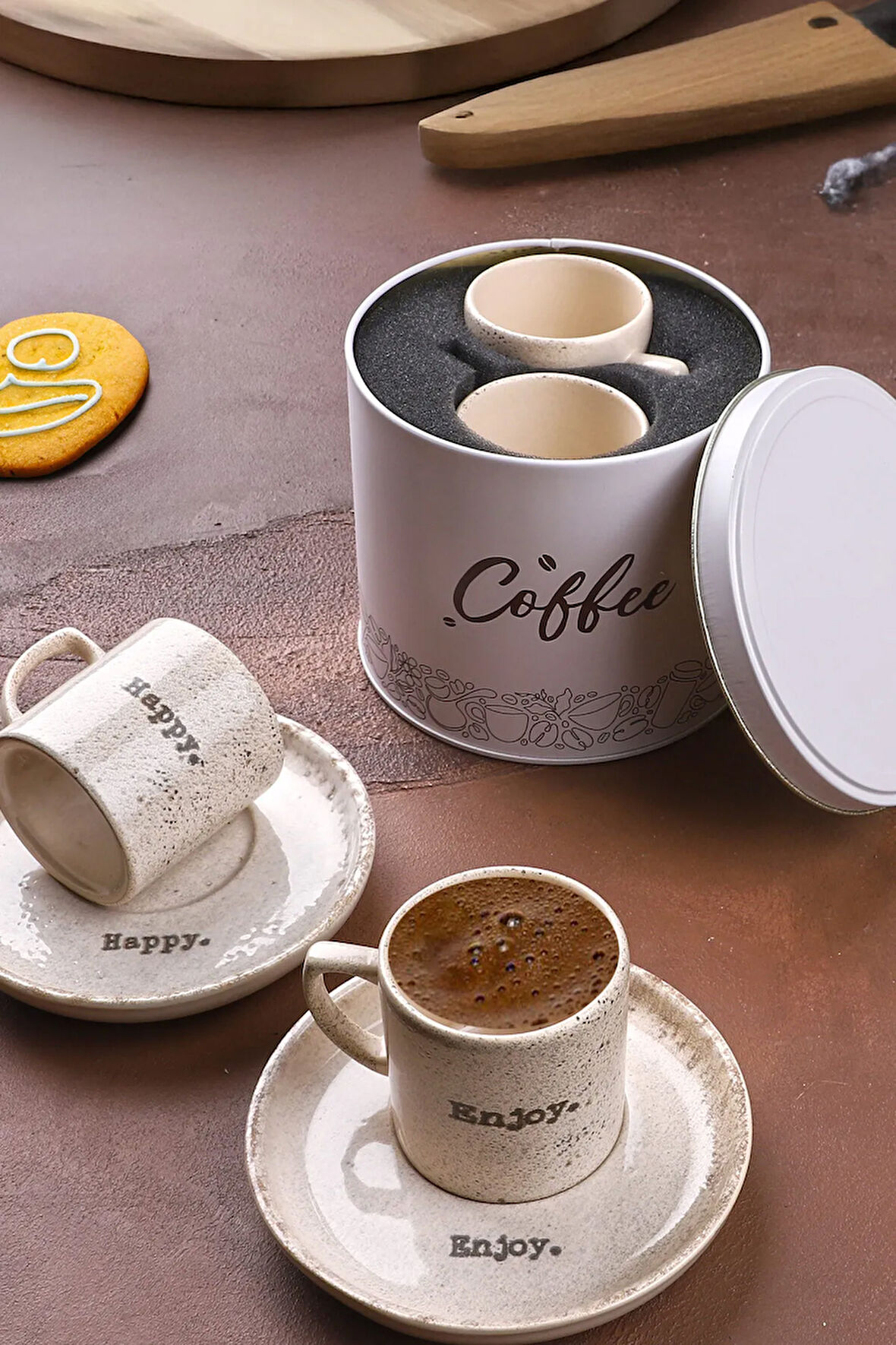 Metal Kutu Hediyeli 2 Kişilik Seramik Kahve Fincanı-Enjoy&Happy Kahve Fincan Takımı