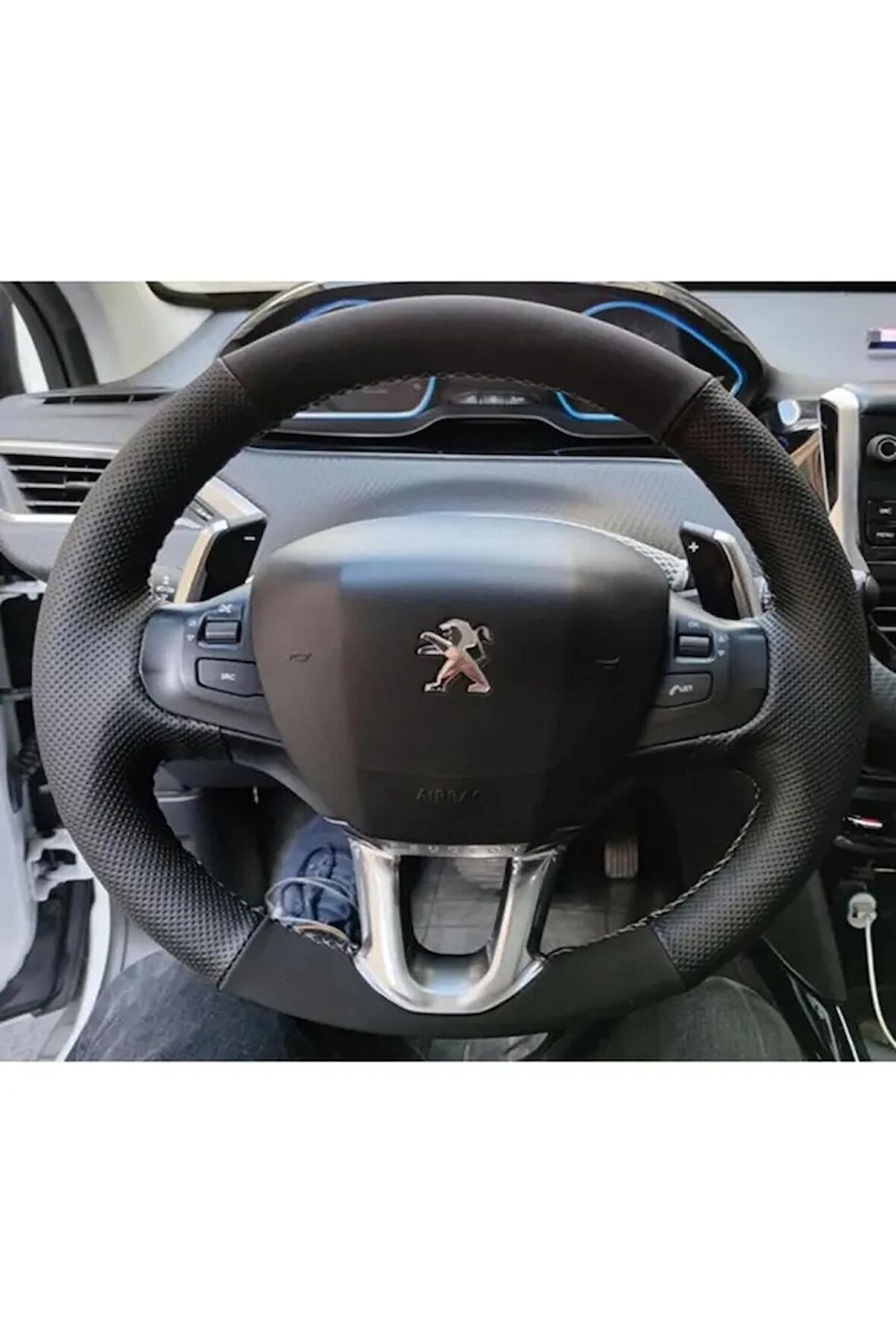 Peugeot 208 Araca Özel Direksiyon Kılıfı (NOKTALI-NUBUK)