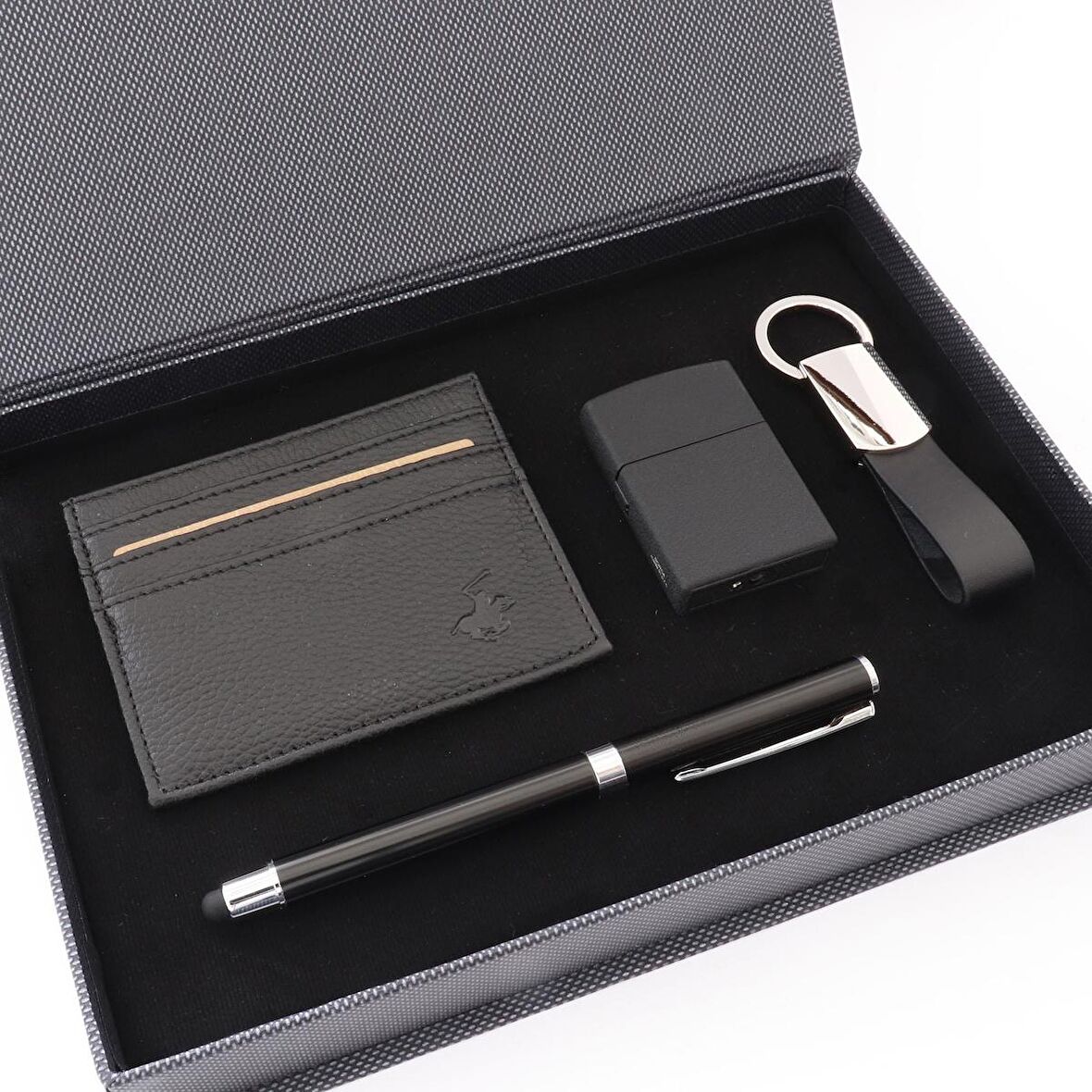 Özel Kutulu Kartlık Çakmak Anahtarlık ve Kalem Seti