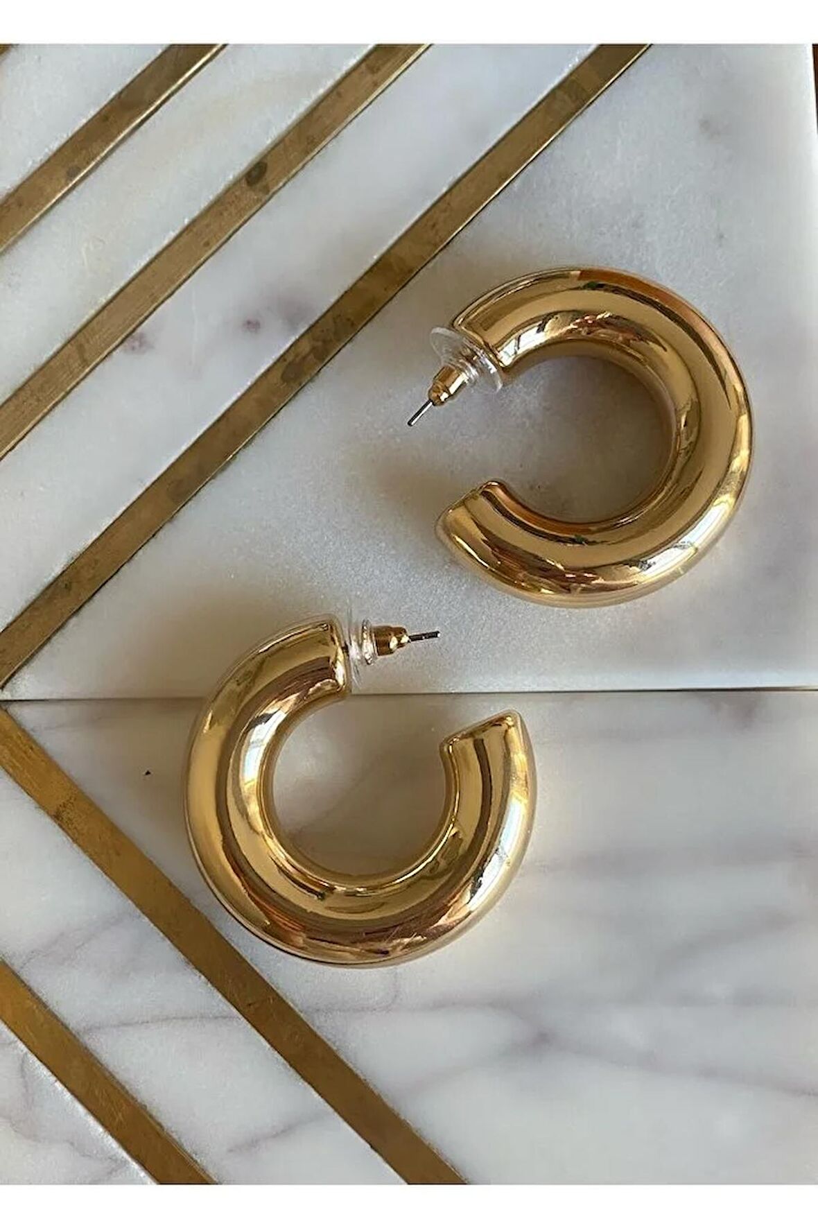 Yarım Halka Büyük Tombul Model Küpe 4 Cm
