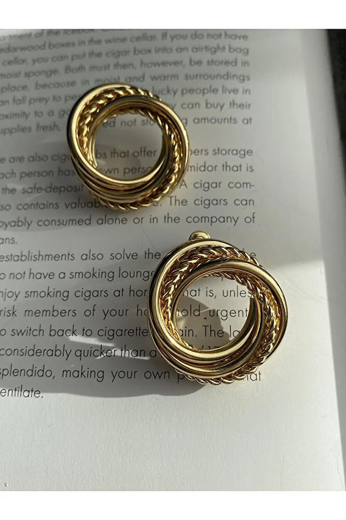 Kadın Iç Içe Geçmeli 3 Halka Gold Kaplama Küpe Çifti