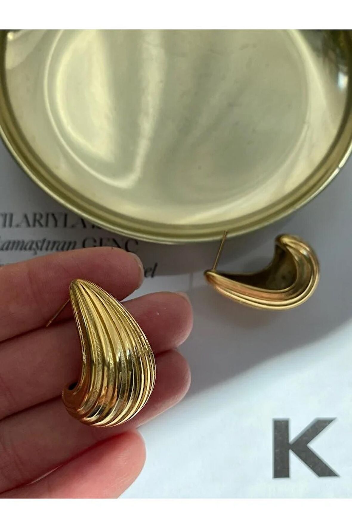 Vintage Damla Çelik Kararmaz Altın Kaplama Küpe Çifti