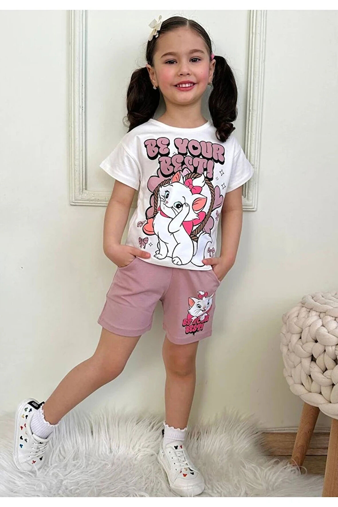 PJKSKT Sevimli Kedicik Desenli Gül Kurusu Şortlu Kız Çocuk Kısa Kol Takım 7566-GK