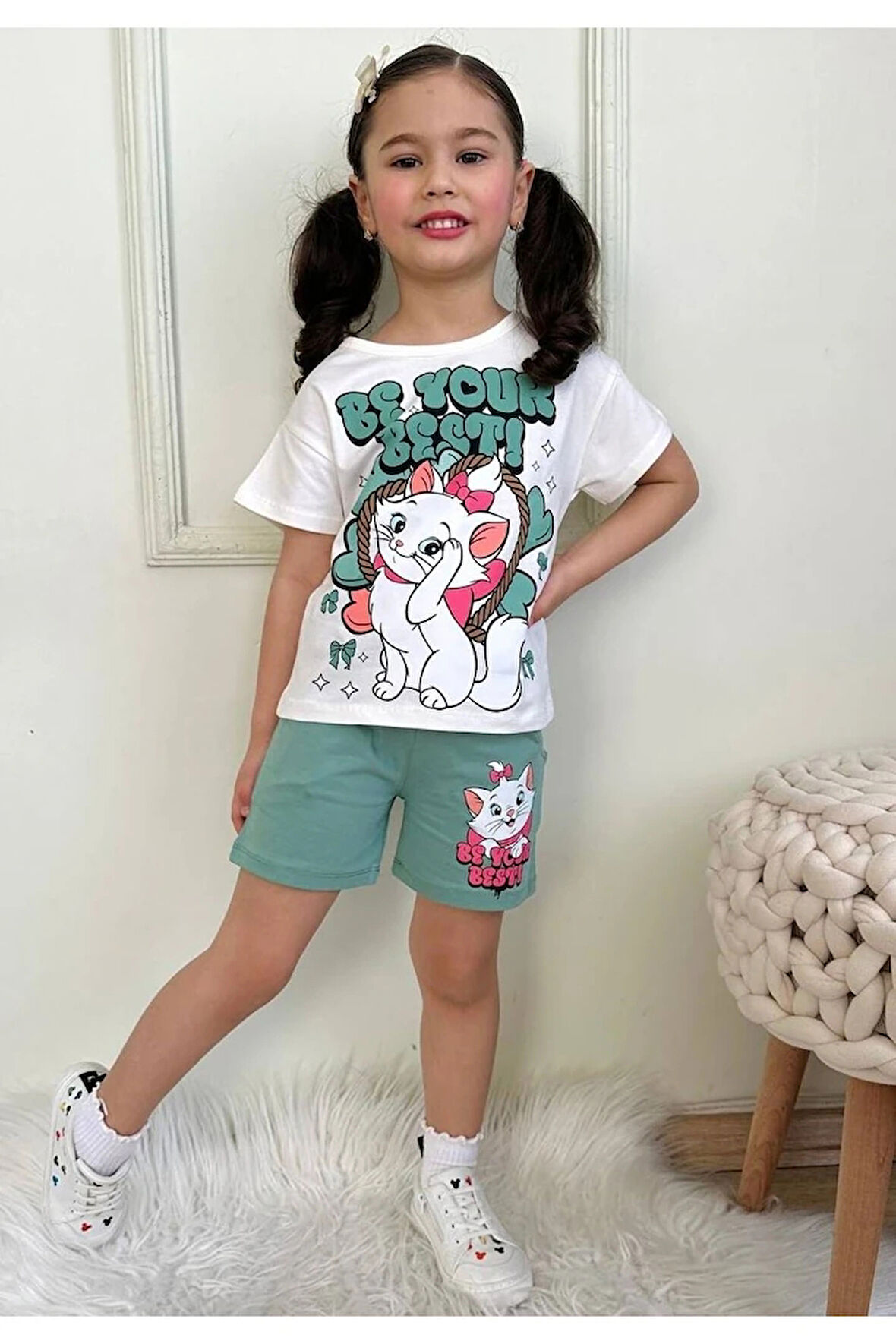 PJKSKT Sevimli Kedicik Desenli Yeşil Şortlu Kız Çocuk Kısa Kol Takım 7566-Y