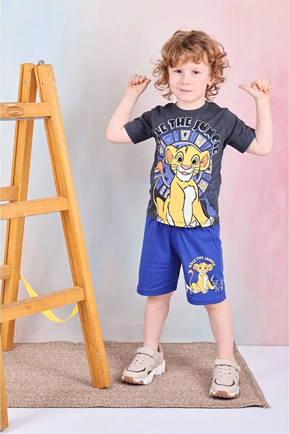 PJKSKT Lion King Desenli Saks Mavisi Şortlu Erkek Çocuk Kısa Kol Takım 7582-S