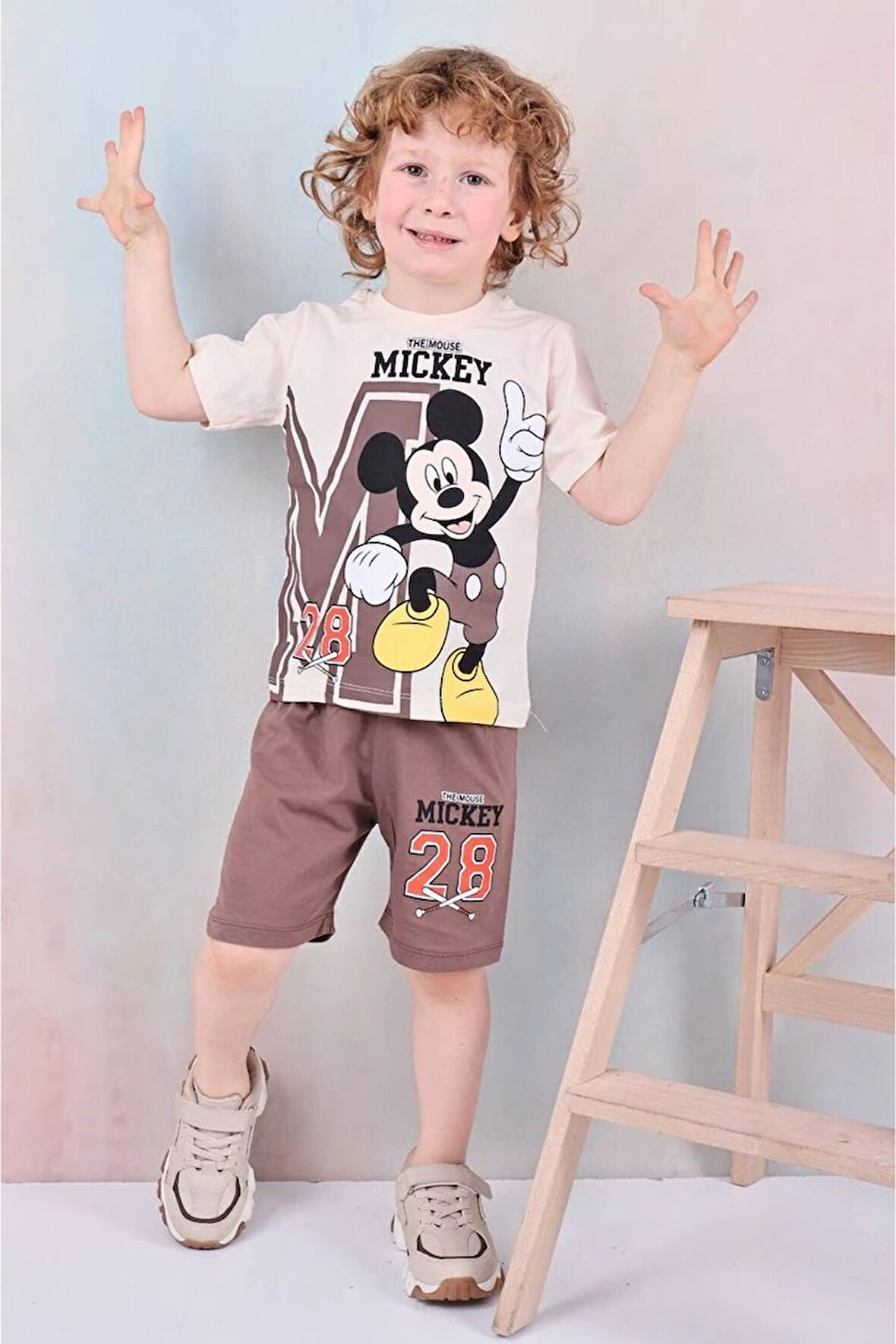 PJKSKT Mickey Mause  Desenli Kahverengi Şortlu Erkek Çocuk Kısa Kol Takım 7597-KA