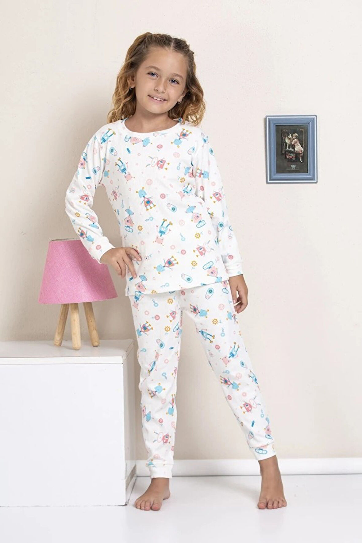 ELMP Ekru Robot Desenli Fitilli Kumaş %100 Pamuk Kız Çocuk Pijama Takımı 1-13 Yaş 4053