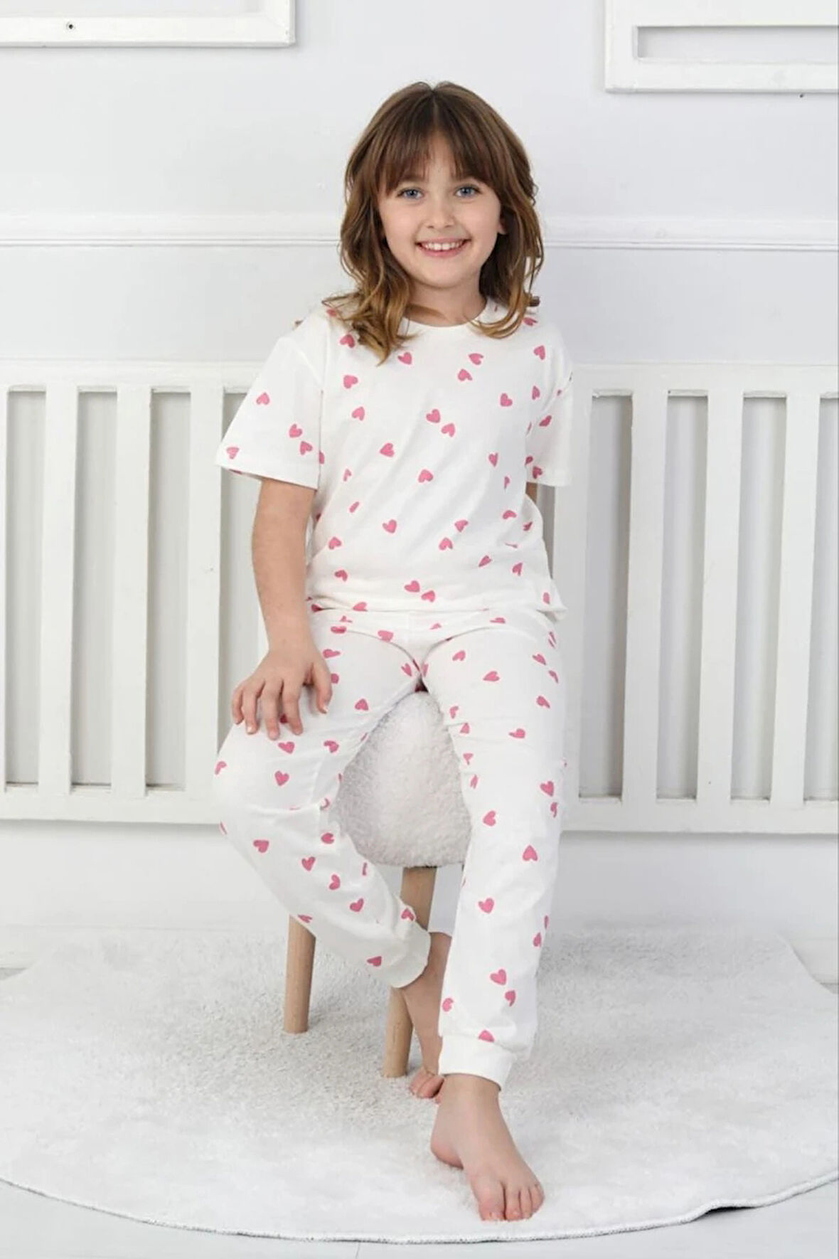 İSOB Ekru Kalp Desenli %100 Pamuk Kız Çocuk Kısa Kollu Pijama Takımı 3-8 Yaş 41209-E