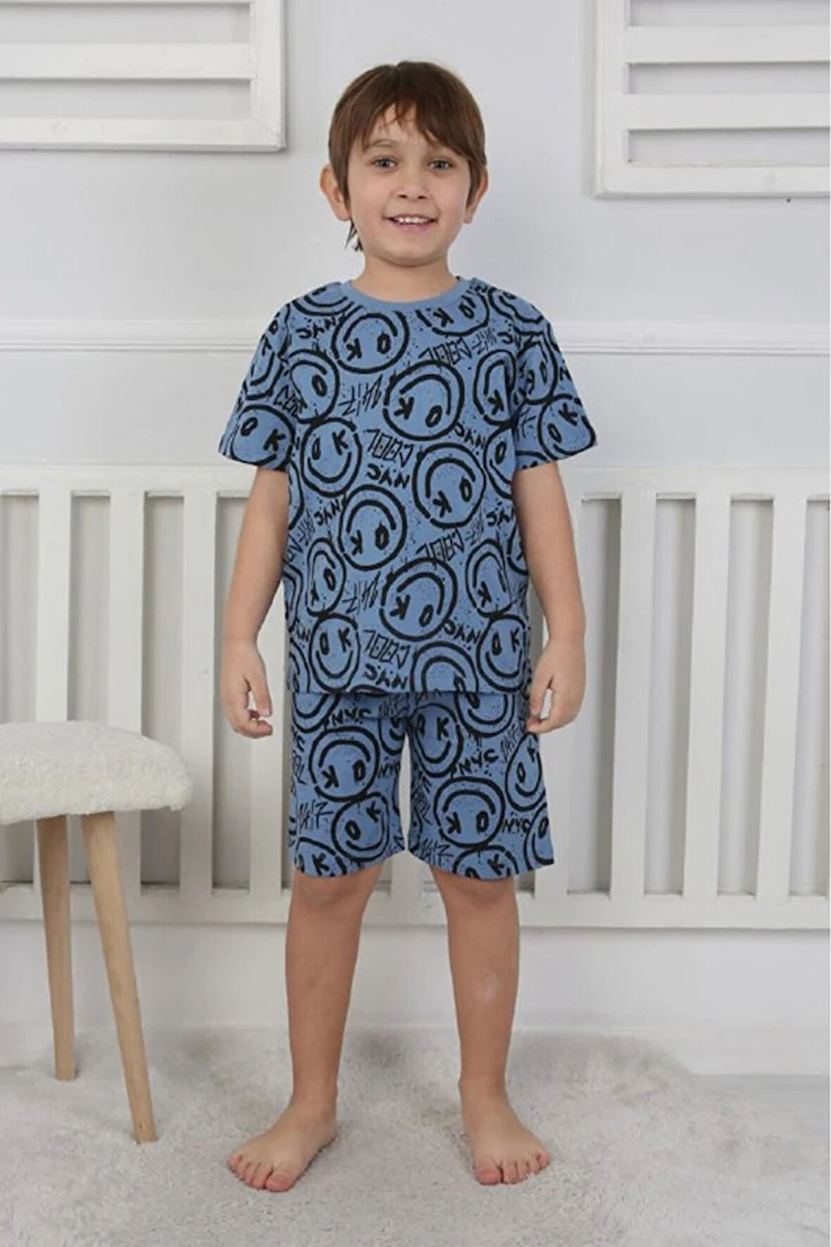 İSOB Mavi Gülen Surat Desenli %100 Pamuk Erkek Çocuk Kısa Kollu Şortlu Takım 3-8 Yaş 41302-M