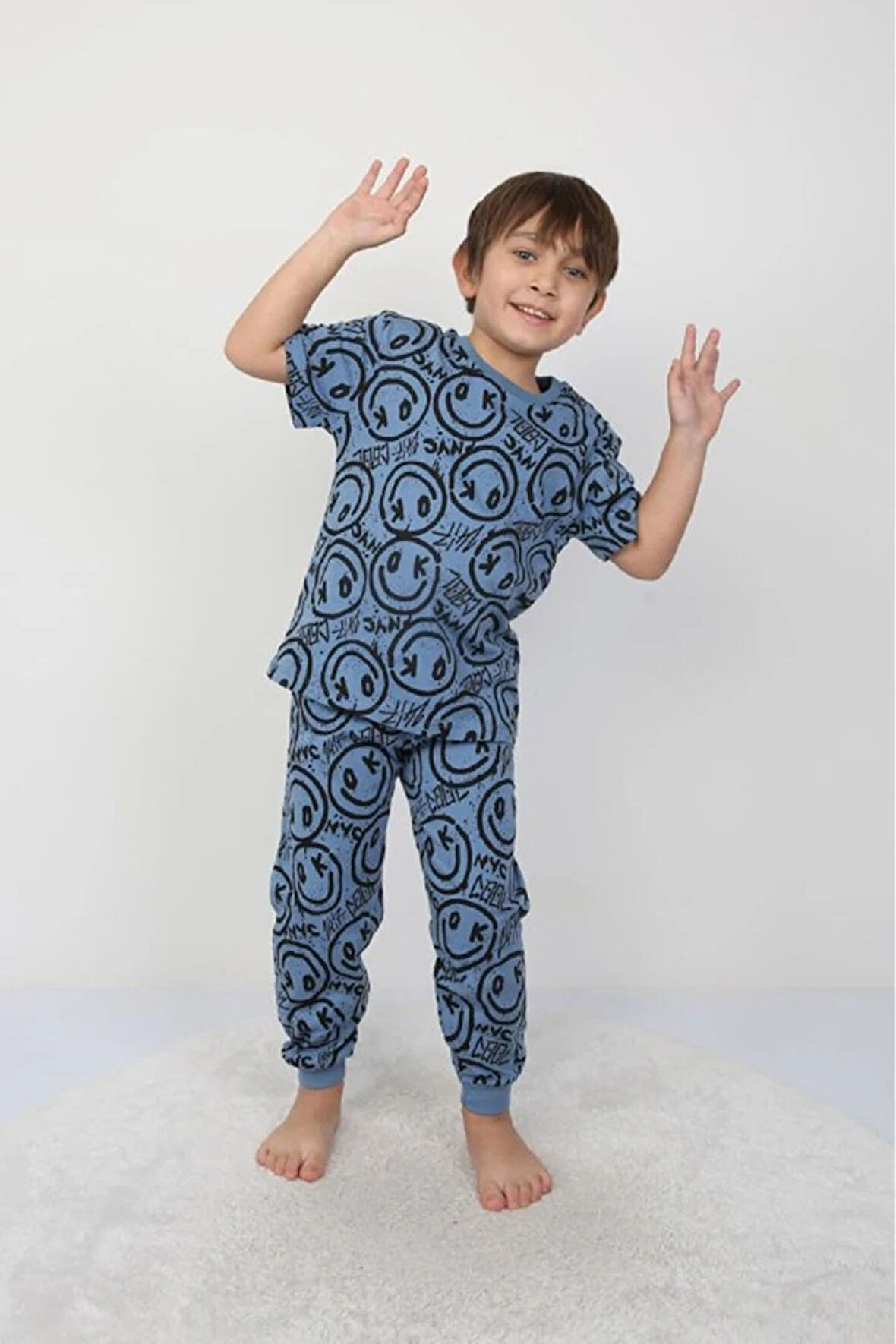 İSOB Mavi Gülen Surat Desenli %100 Pamuk Erkek Çocuk Kısa Kollu Pijama Takımı 8-13 Yaş 41503-M