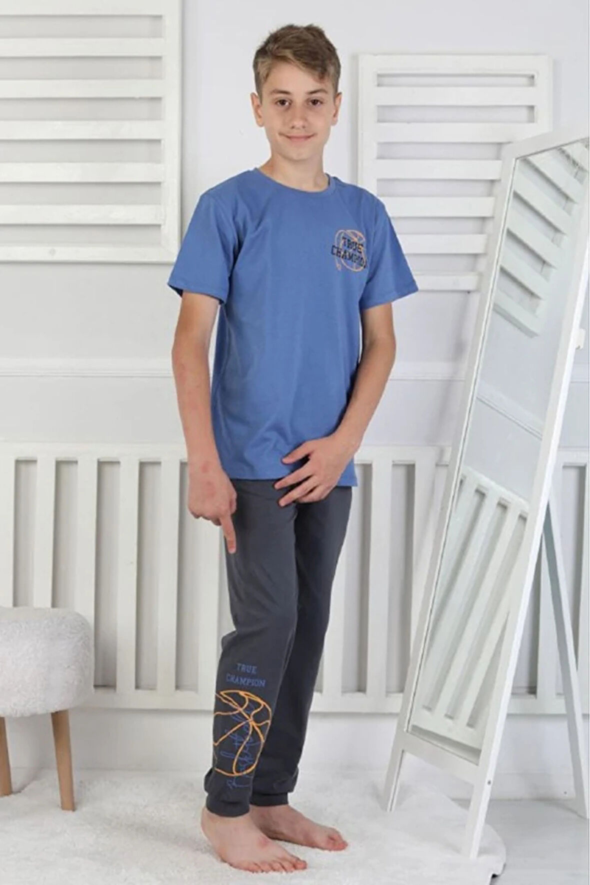 İSOB Mavi Basketbol Topu Desenli %100 Pamuk Kısa Kollu Erkek Çocuk Pijama Takımı 8-13 Yaş 41516-M