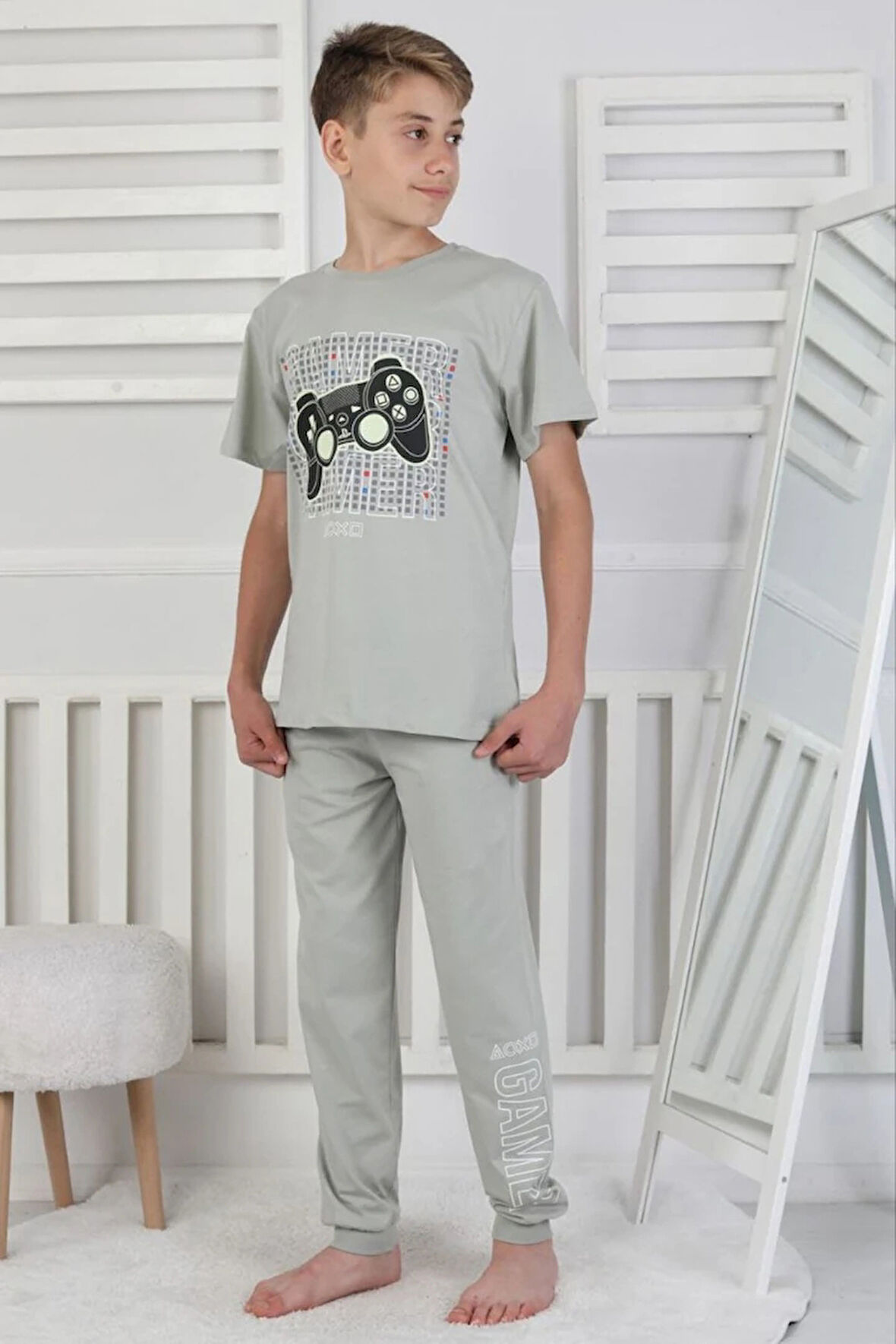 İSOB Gri Atary Desenli %100 Pamuk Kısa Kollu Erkek Çocuk Pijama Takımı 8-13 Yaş 41517-G