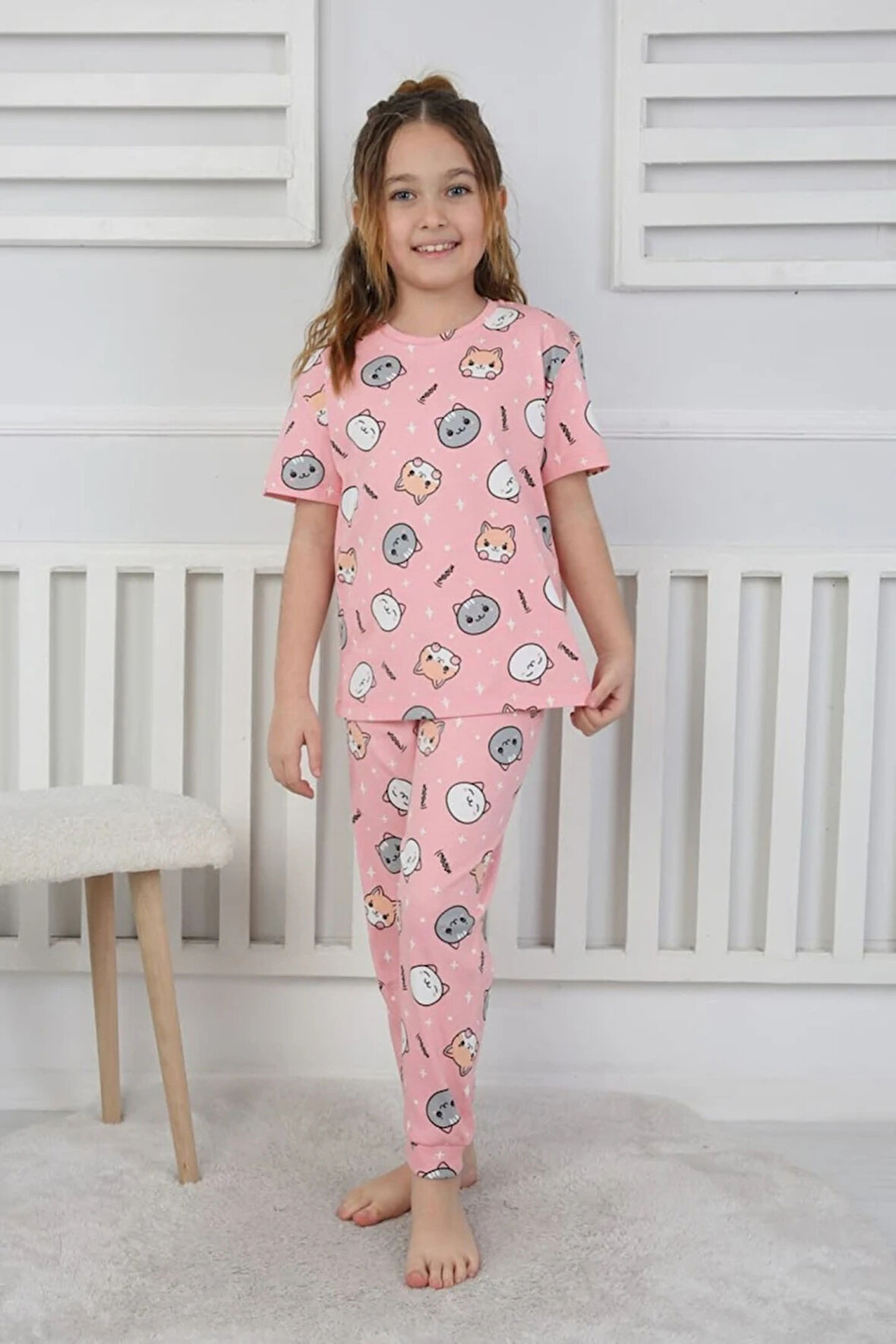 İSOB Pembe Kedicik Desenli %100 Pamuk Kız Çocuk Kısa Kollu Pijama Takımı 3-8 Yaş 441207-P