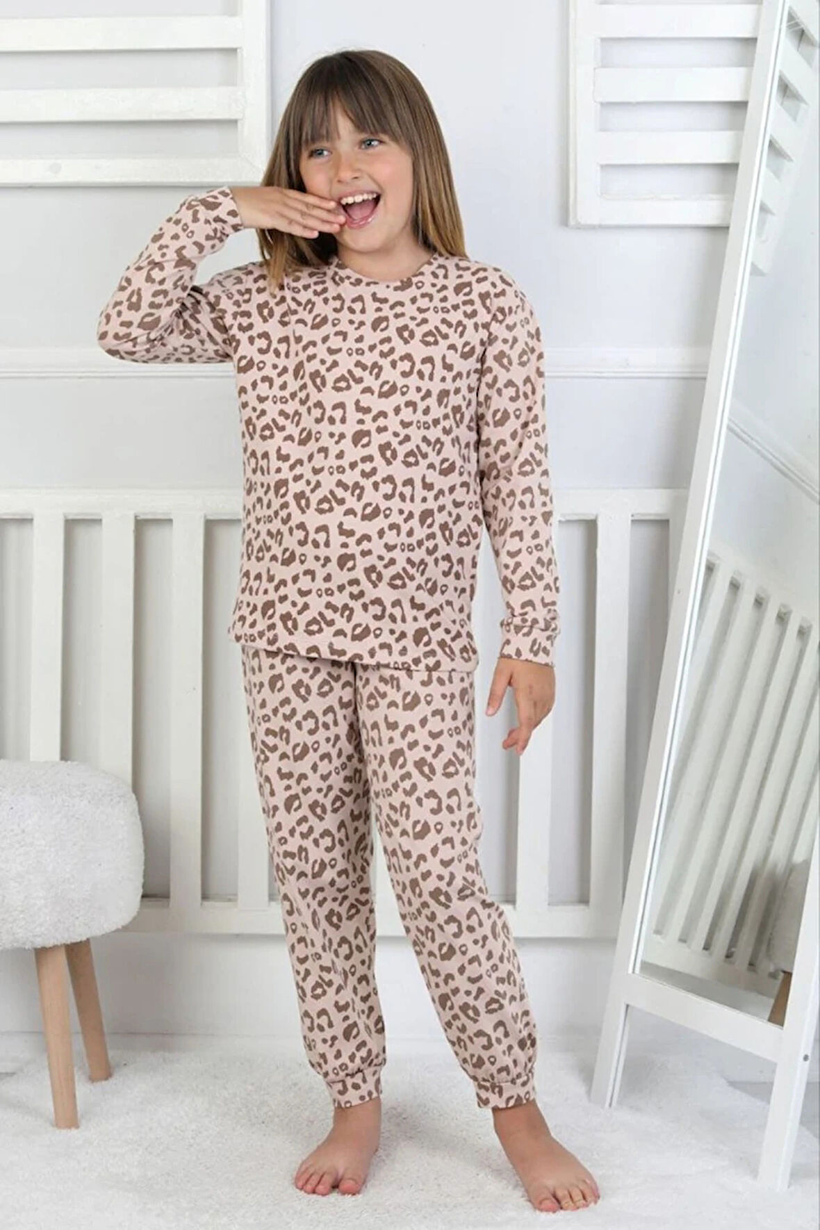 İSOB Pembe Leopar Desenli %100 Pamuk Kız Çocuk Pijama Takımı 8-13 Yaş 51408-P