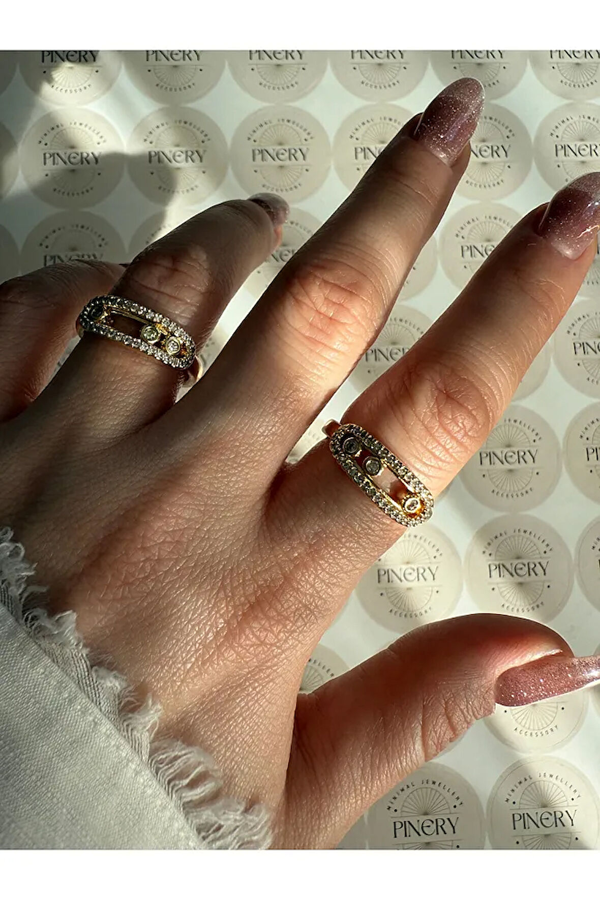 VIP SERİ - Oval Taşlı Alttan Ayarlamalı Kadın Yüzük