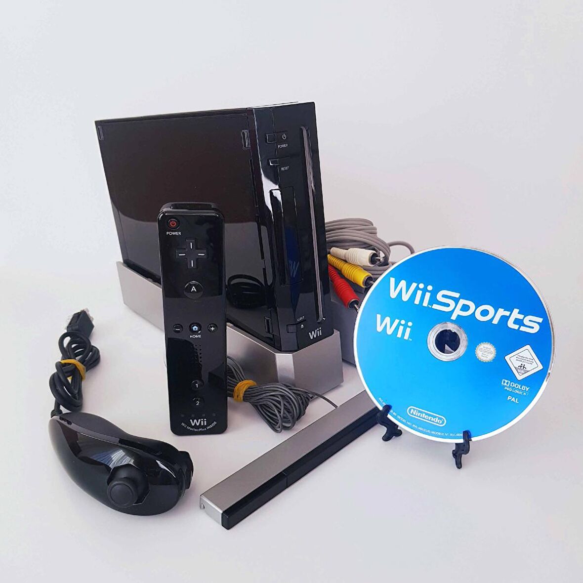 Nintendo Wii Oyun Konsolu Eksiksiz TAM Set Wii Remote Motion Plus Kol Siyah Wii Sports OYUN HEDİYELİ