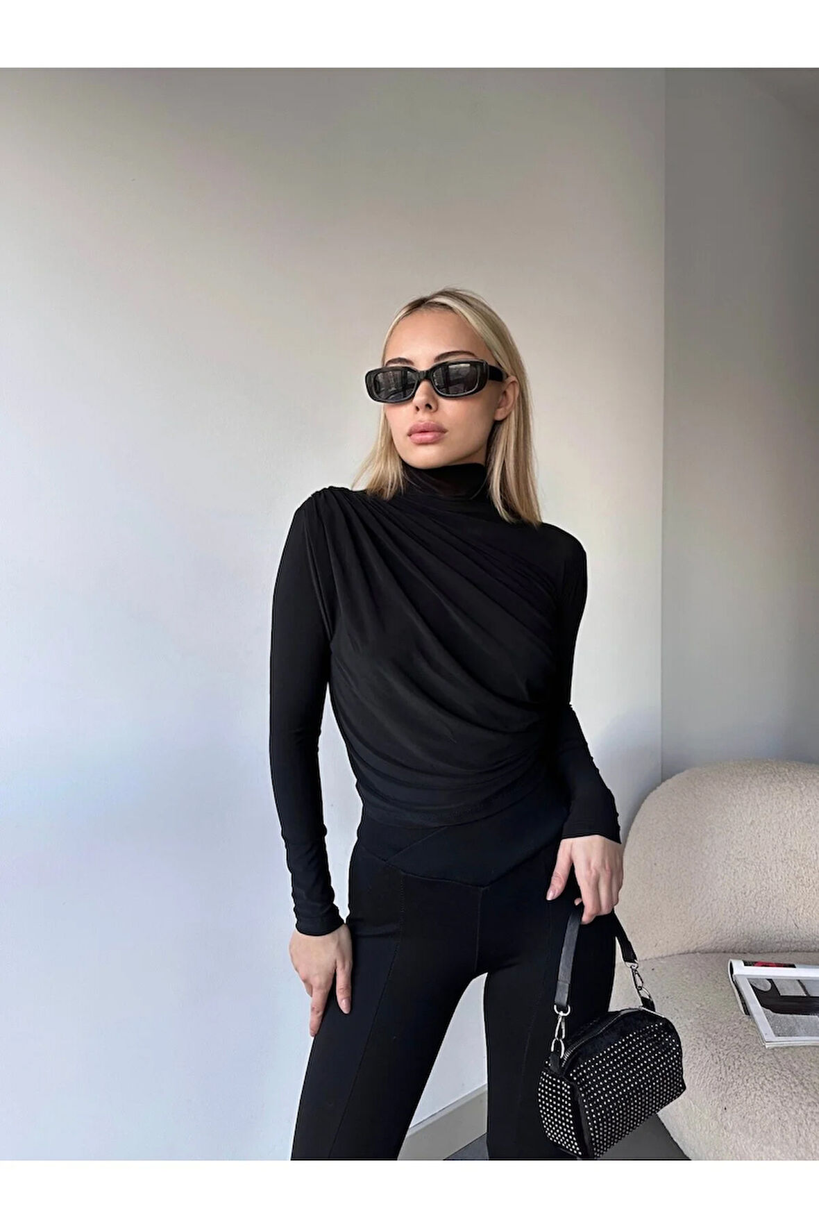 Kadın Bluz Dik Yaka Büzgü Detaylı Likralı Sandy