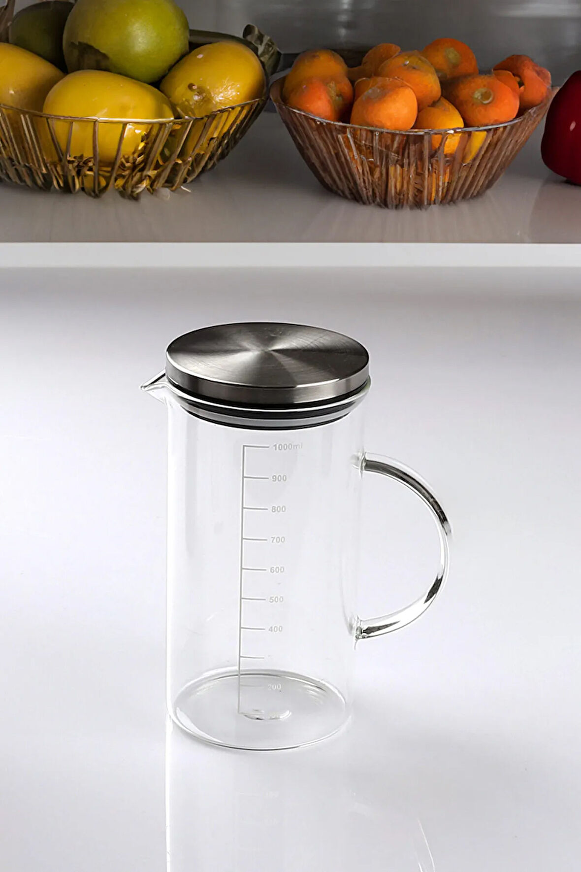 Cam 1000 Ml Kulplu Çelik Kapaklı Ölçü Kabı